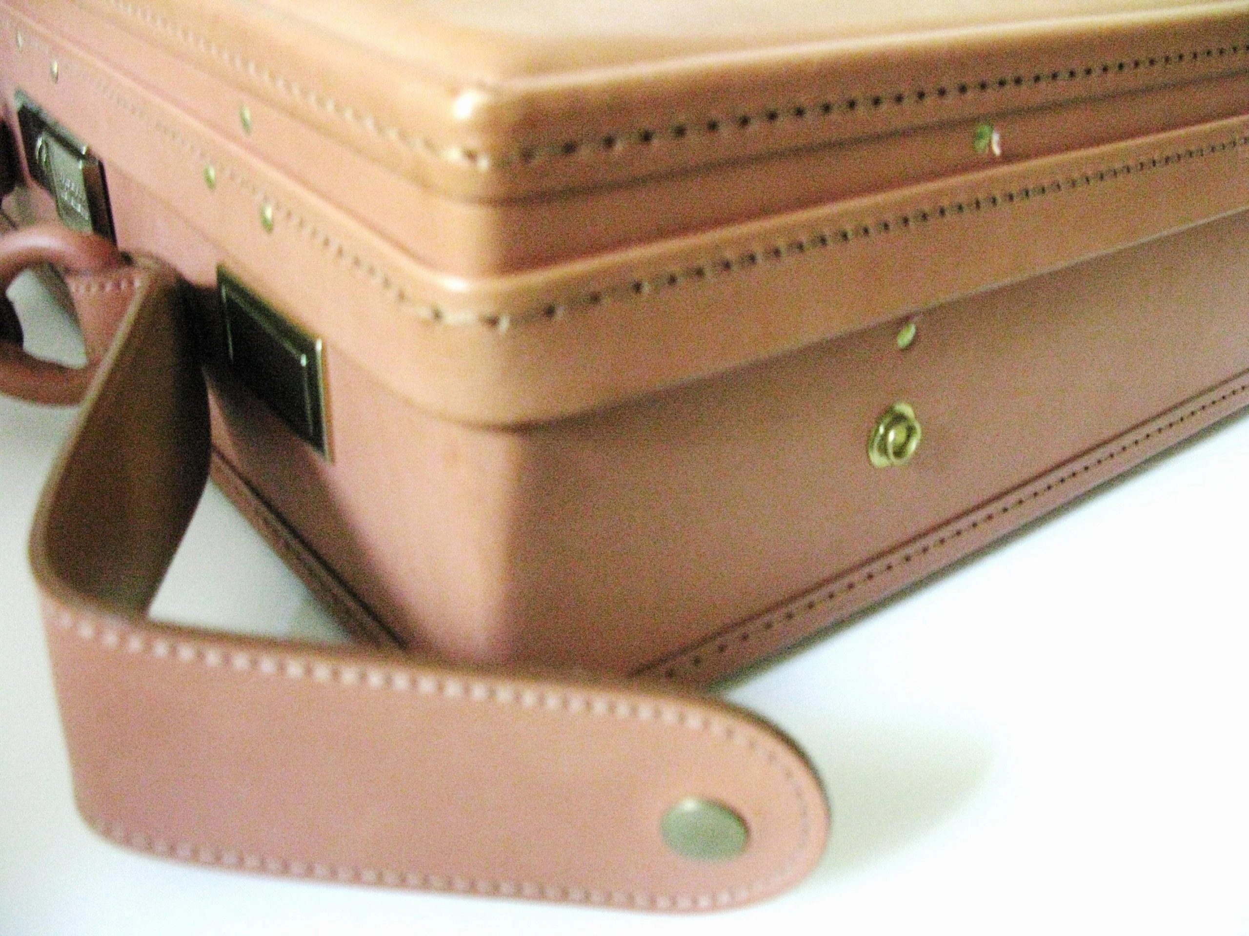 Hartmann Belting Leather Deluxe Slimline Attache Briefcase with Fan File 5800
