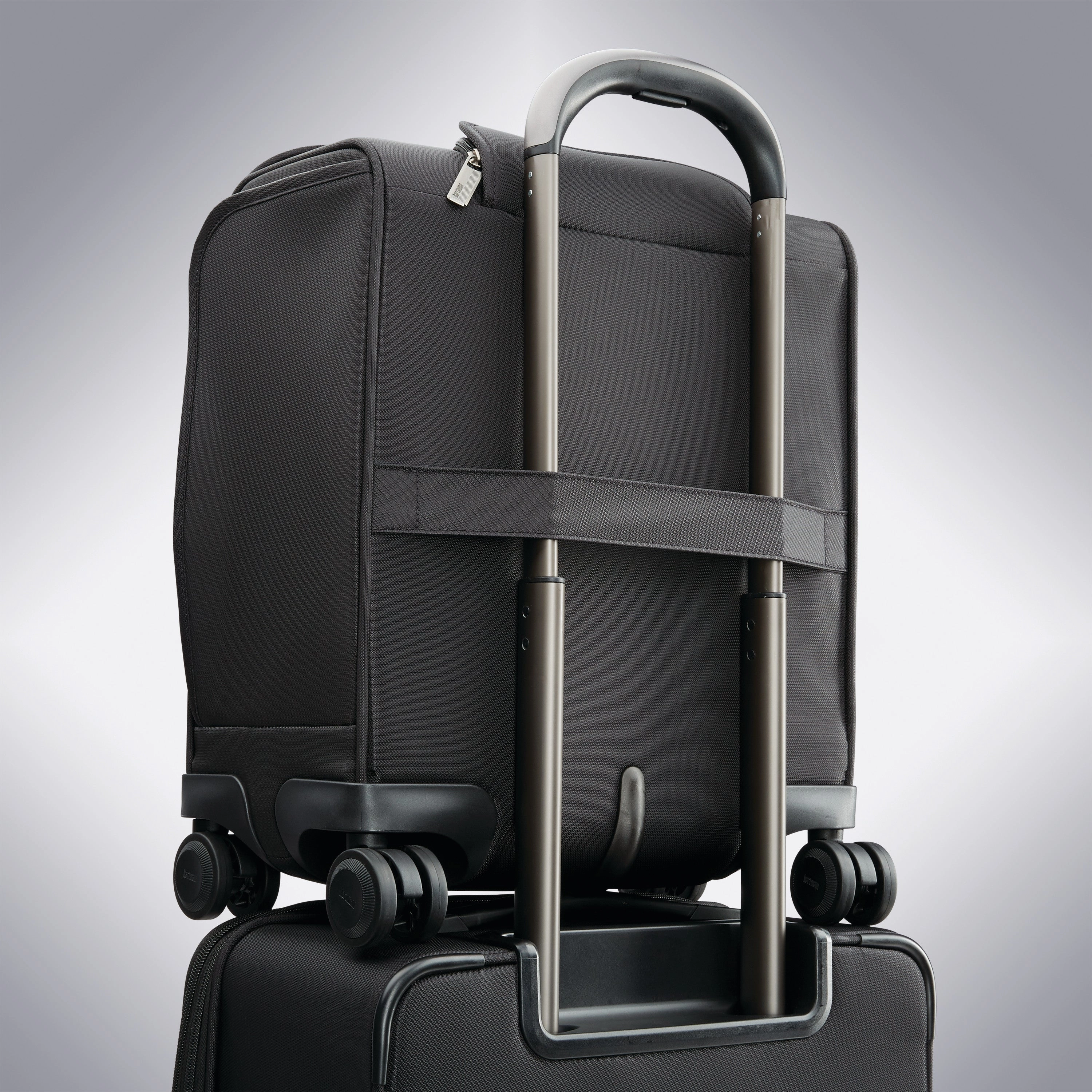 Hartmann Metropolitan 2 Underseat Carry On Spinner