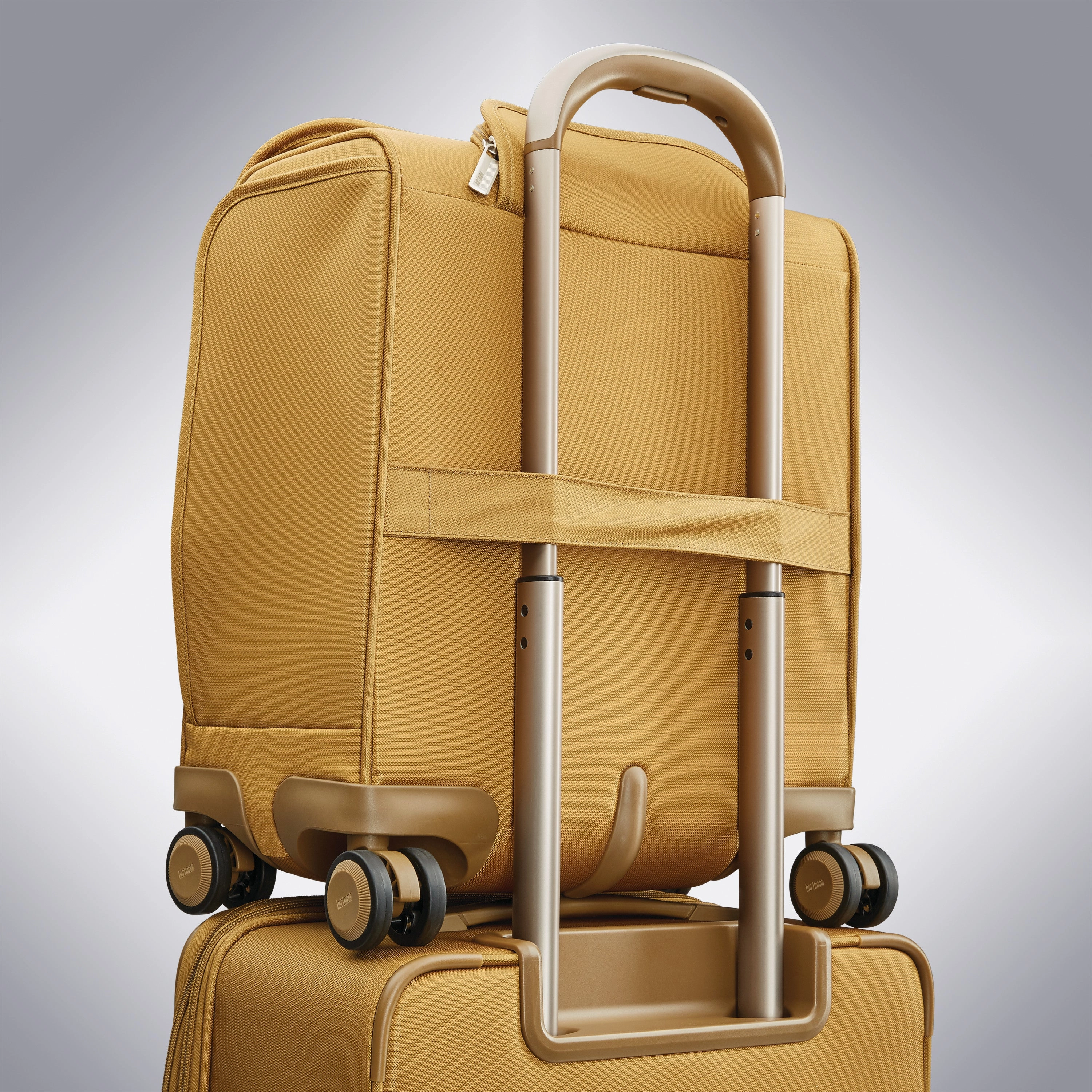 Hartmann Metropolitan 2 Underseat Carry On Spinner