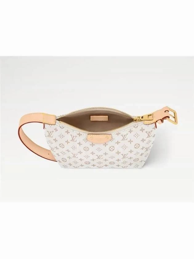 Hills Pochette Shoulder Bag White