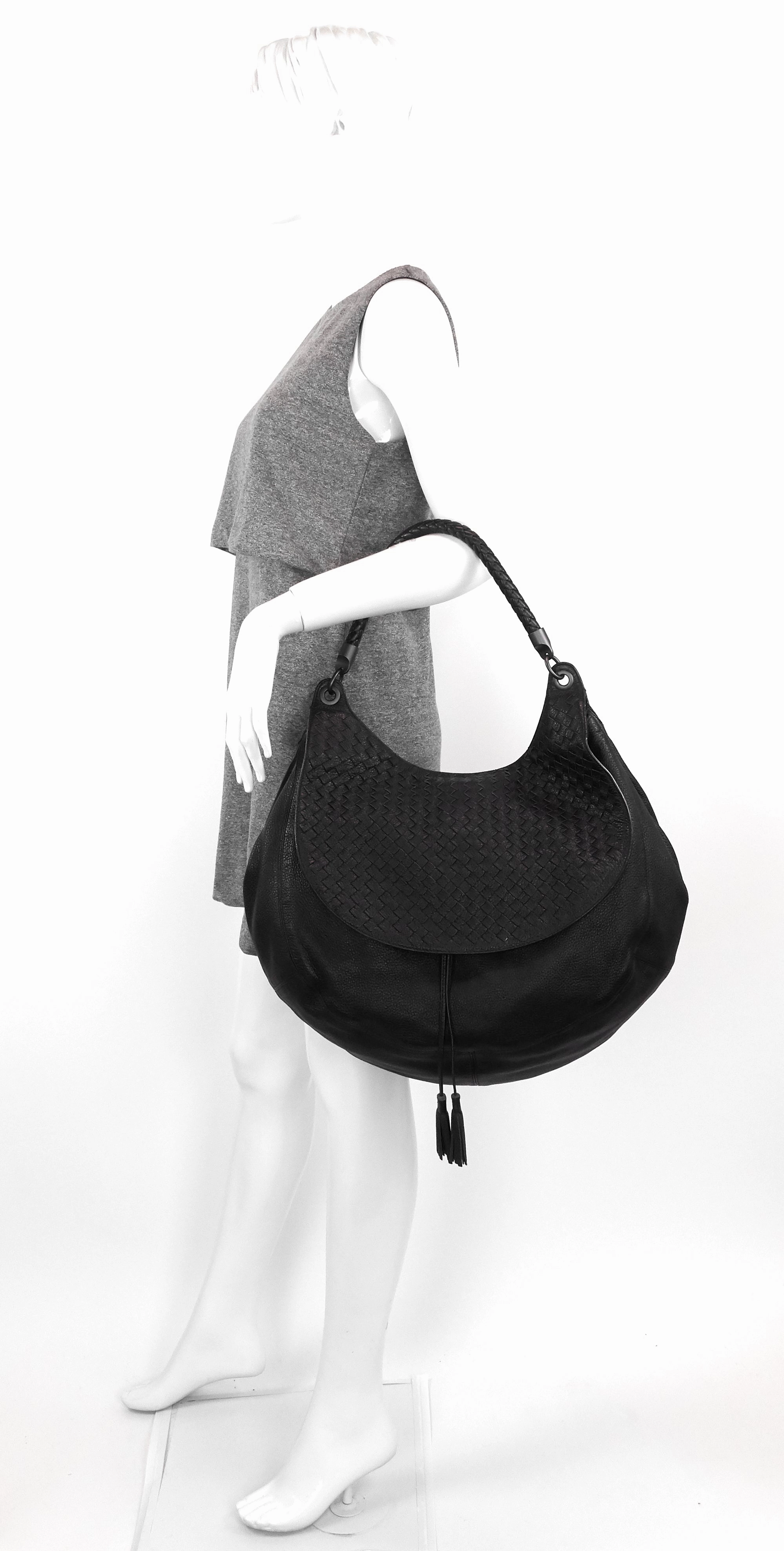 Intrecciato Cervo Leather Flap Bag
