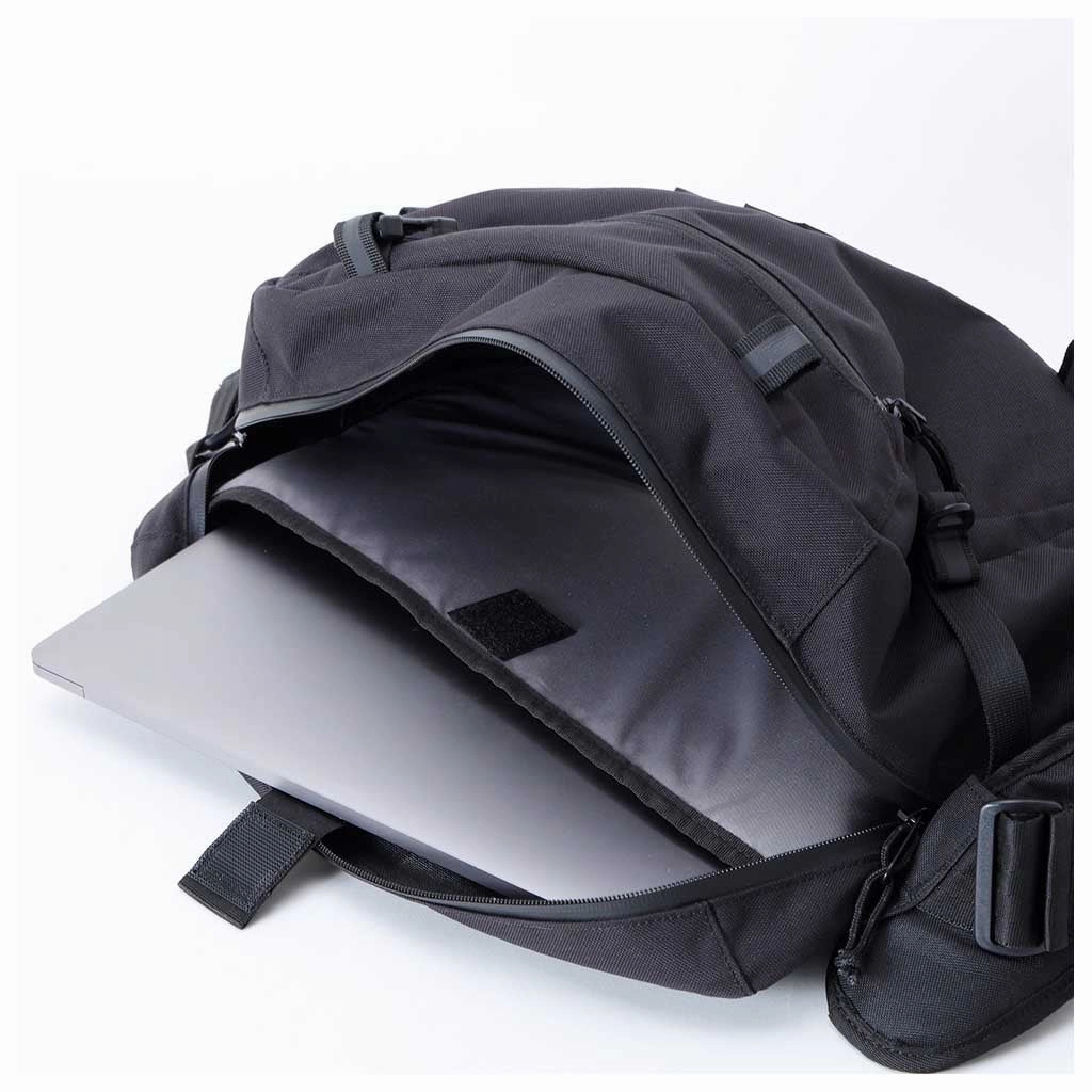 Kadet Max | Reflective
