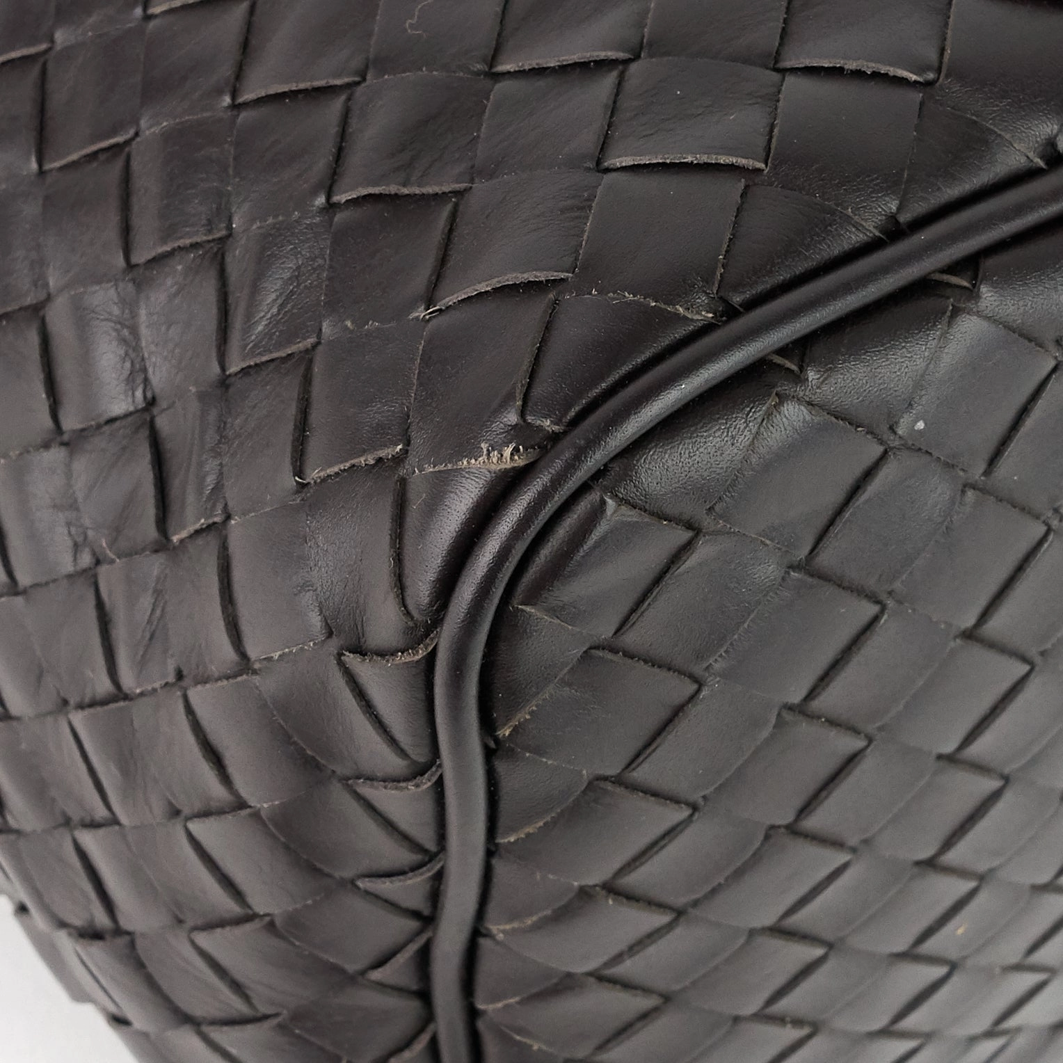 Large Intrecciato Leather Zip Shoulder Bag