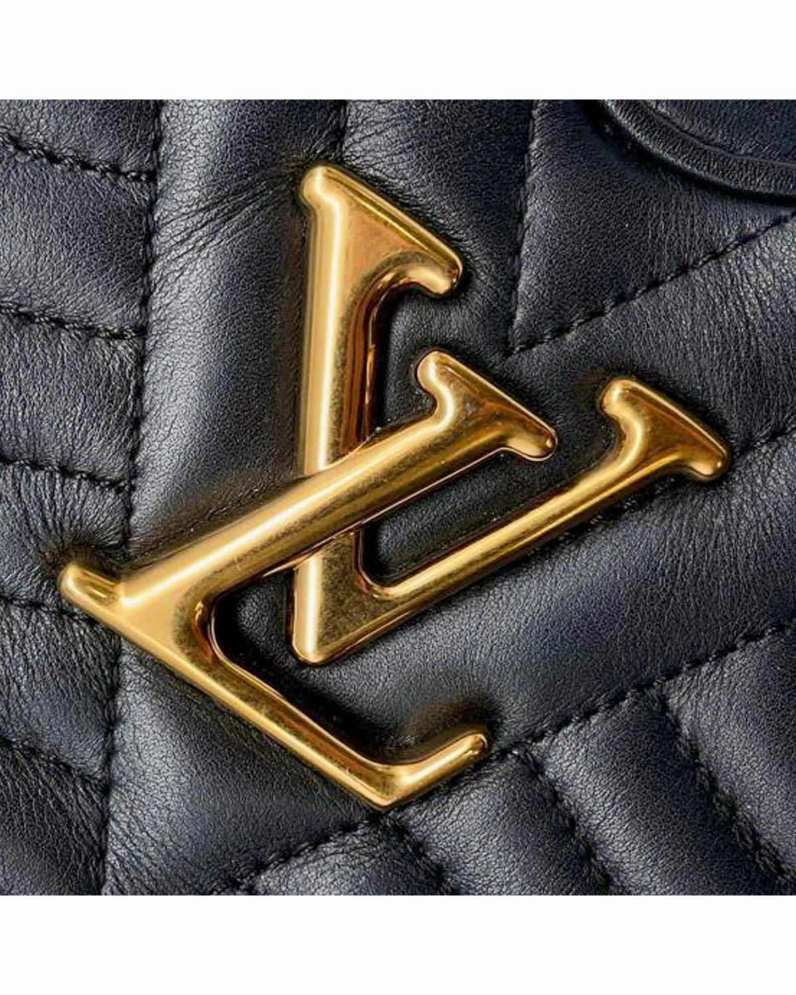 Leather Quilted Heart Crossbody Bag with Detachable Strap