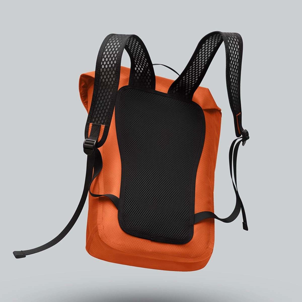 Lightweight DuoSeal Flap Backpack 14