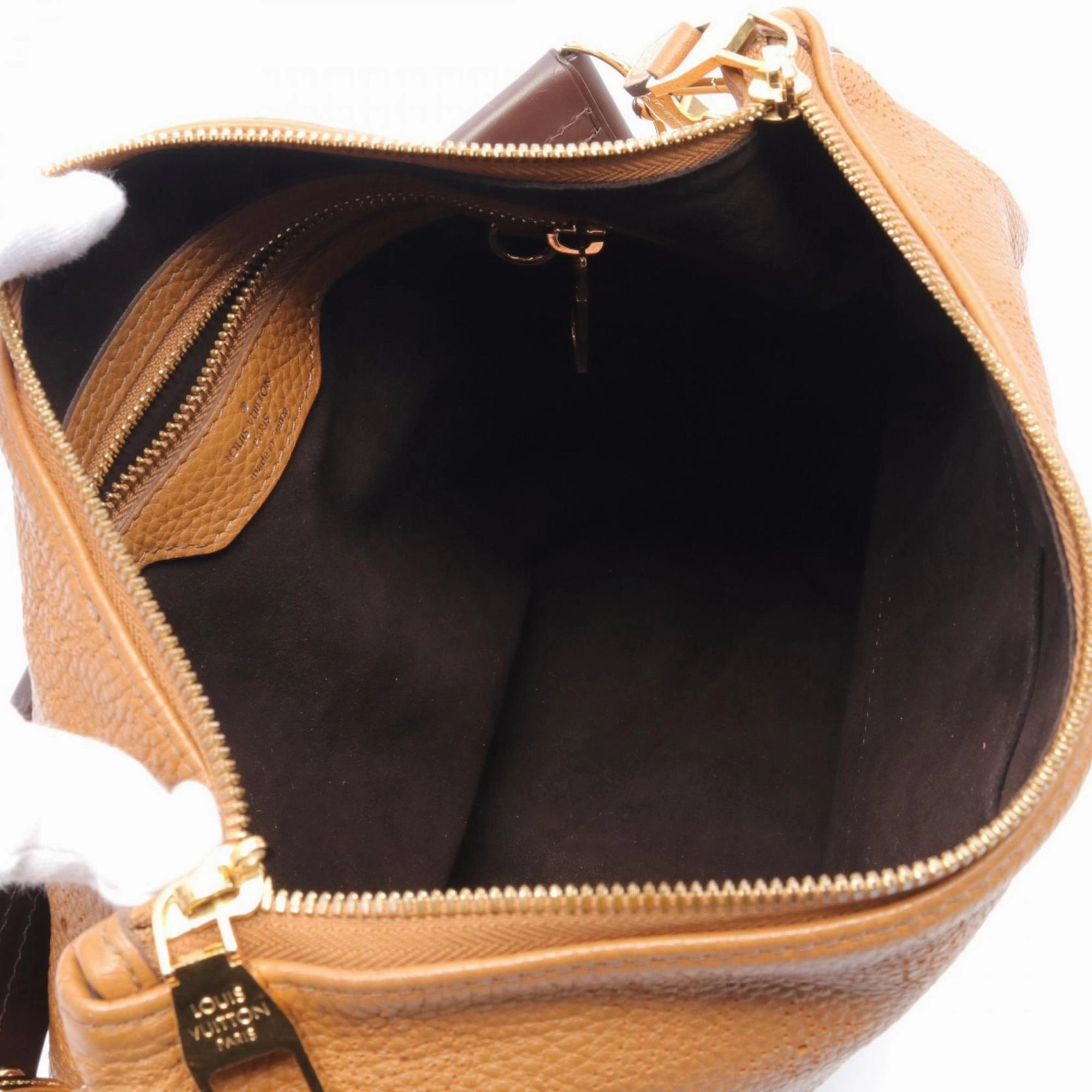 Lockme II Shoulder Bag Brown Leather