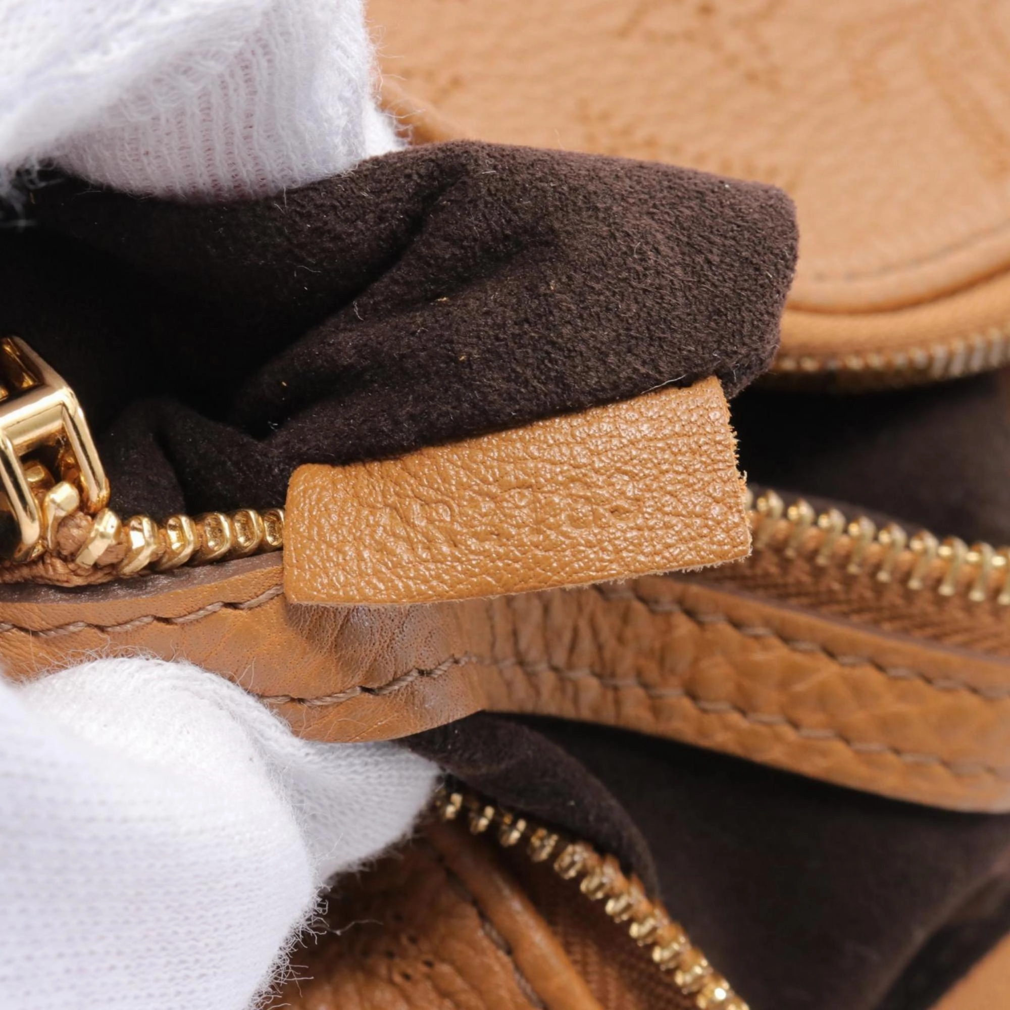 Lockme II Shoulder Bag Brown Leather