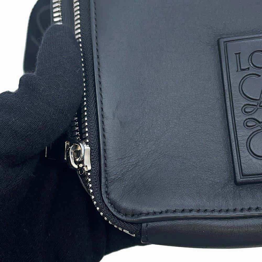 LOEWE Vertical crossbody pocket BlackC565S59X01 Leather