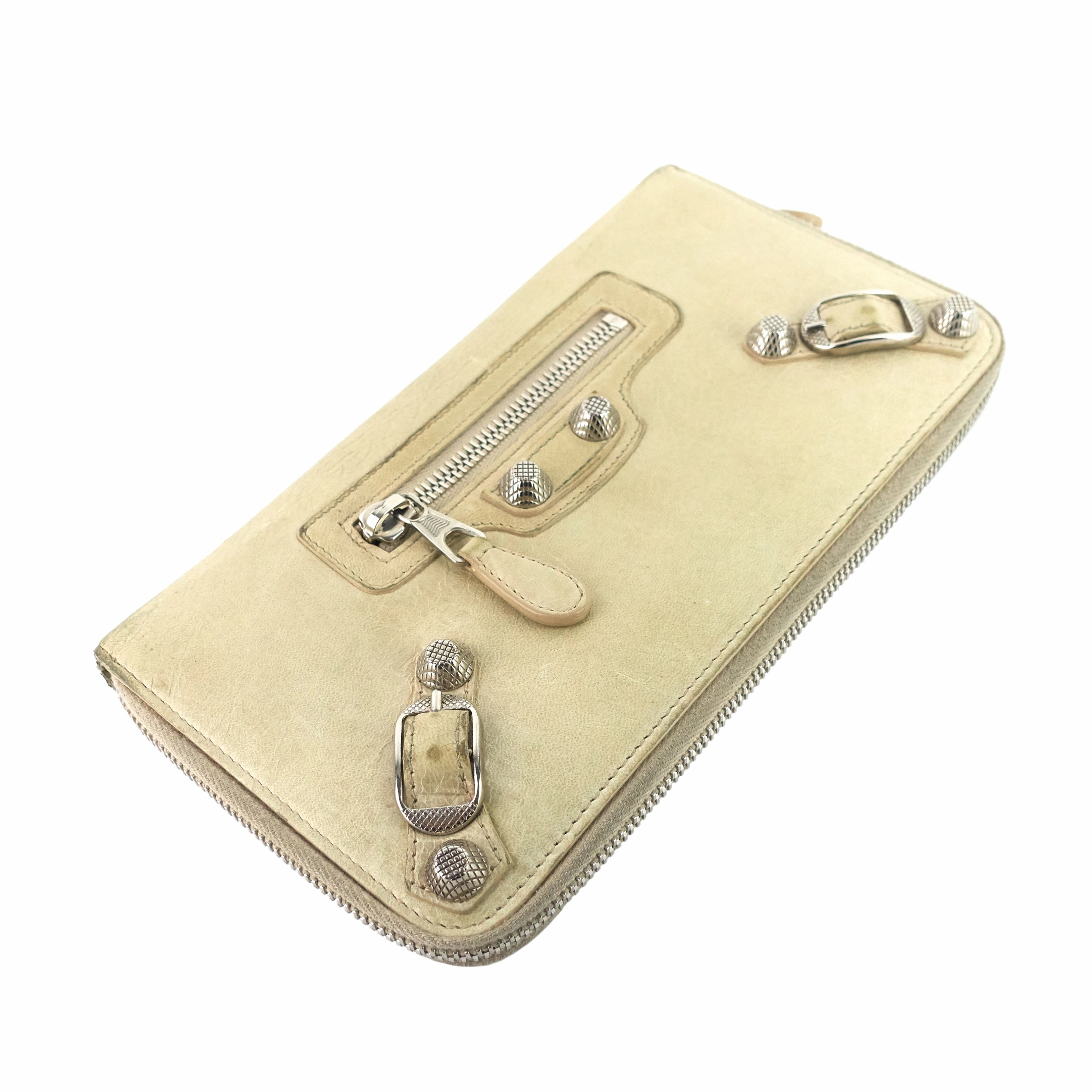Long Zipper Agneau Leather Wallet