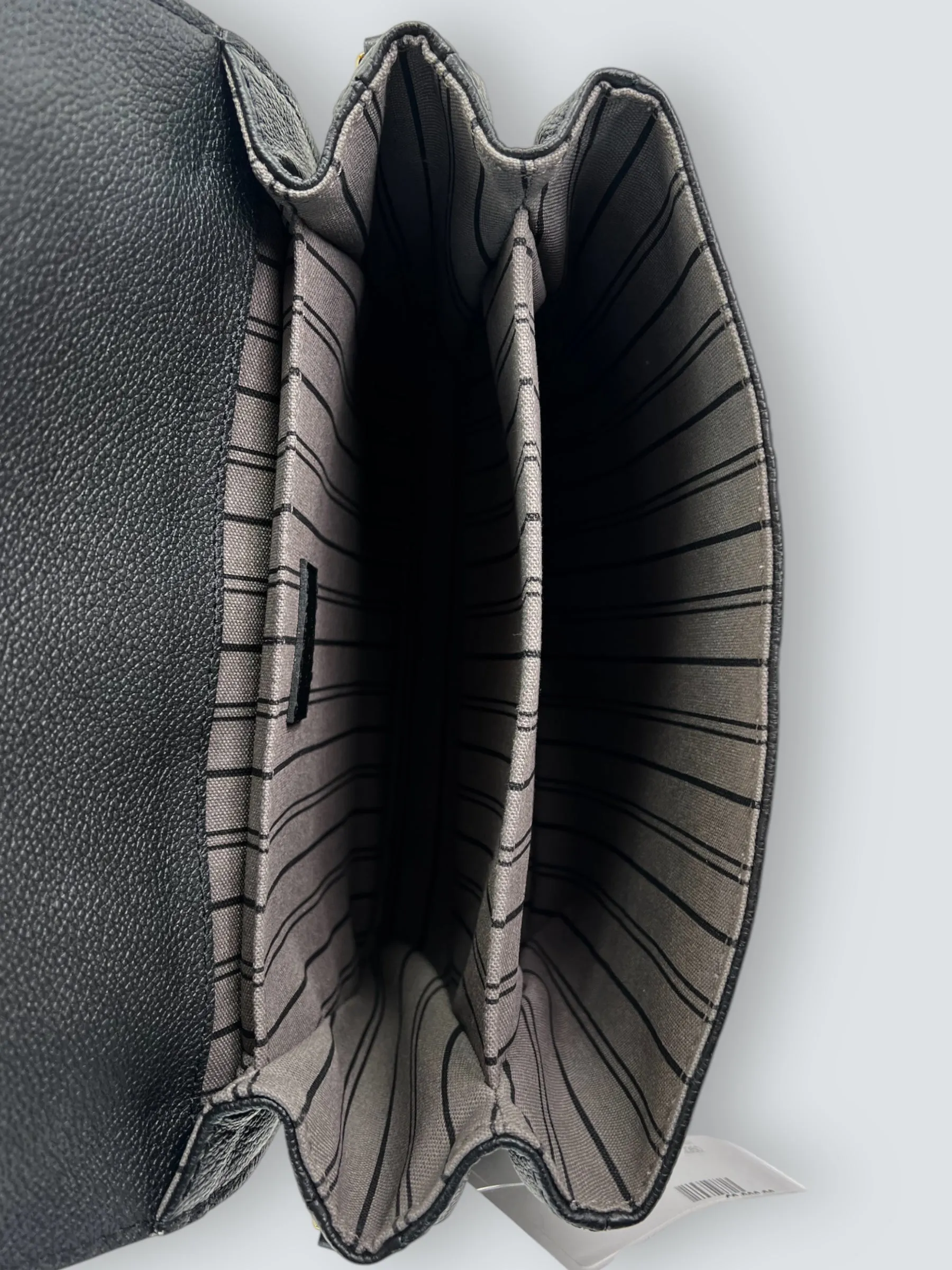 Louis Vuitton Black Empriente Leather Pochette Metis Crossbody