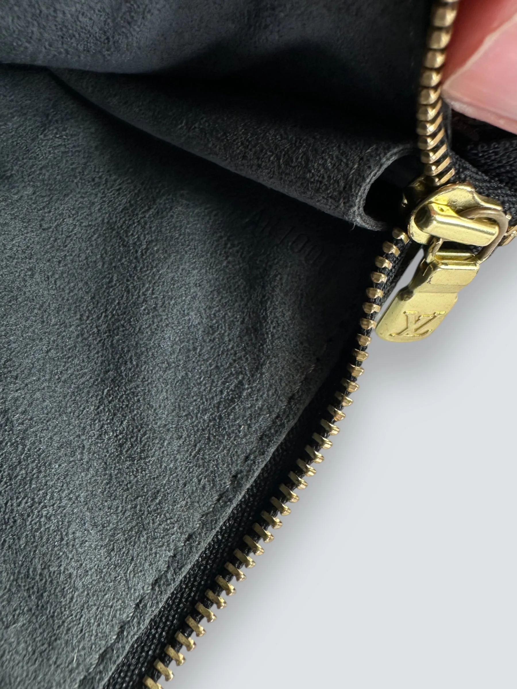 Louis Vuitton Small Black Epi Leather Pochette