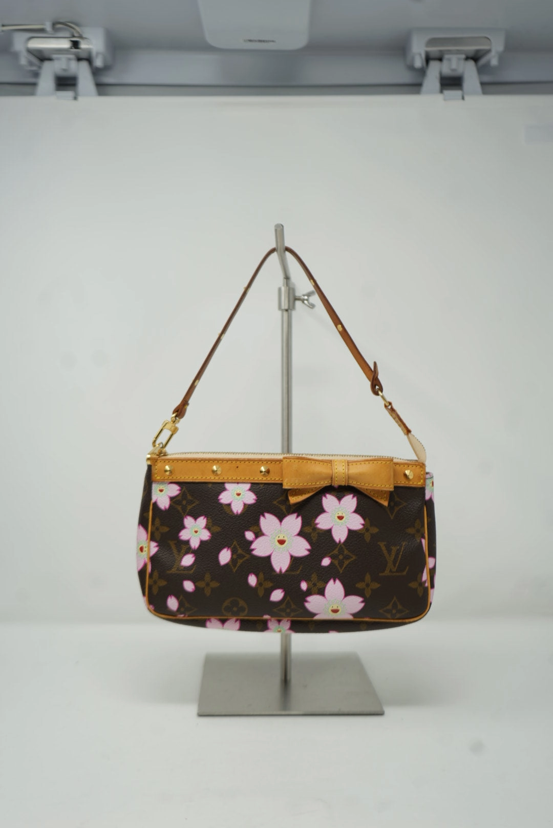 Louis Vuitton 2003 Blossom Pochette Shoulder Bag
