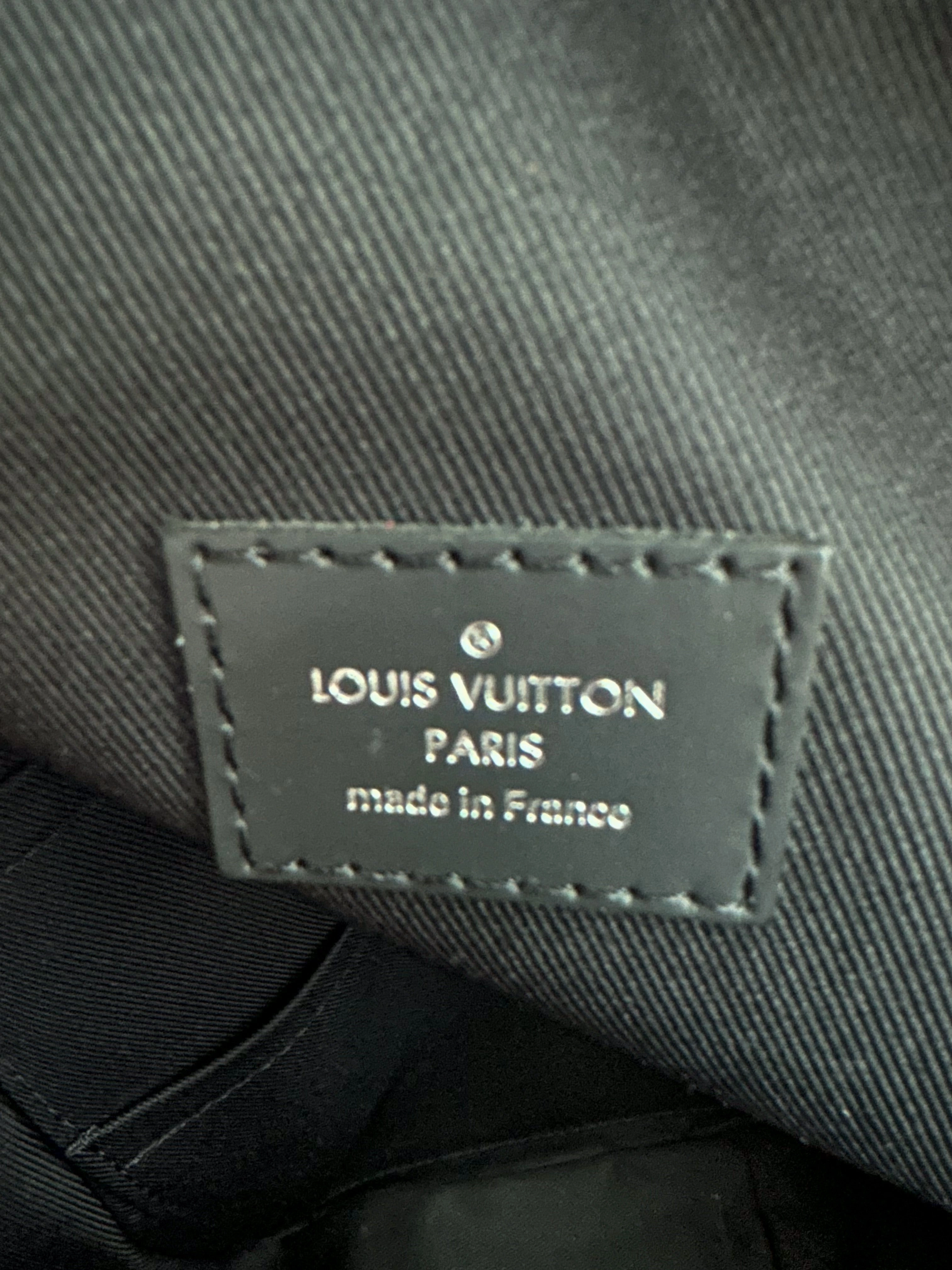 Louis Vuitton Black Monogram Discovery Backpack