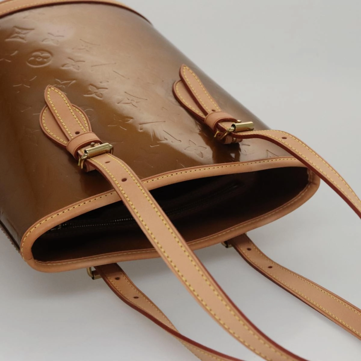 Louis Vuitton Bucket Brown Patent Leather Shoulder Bag