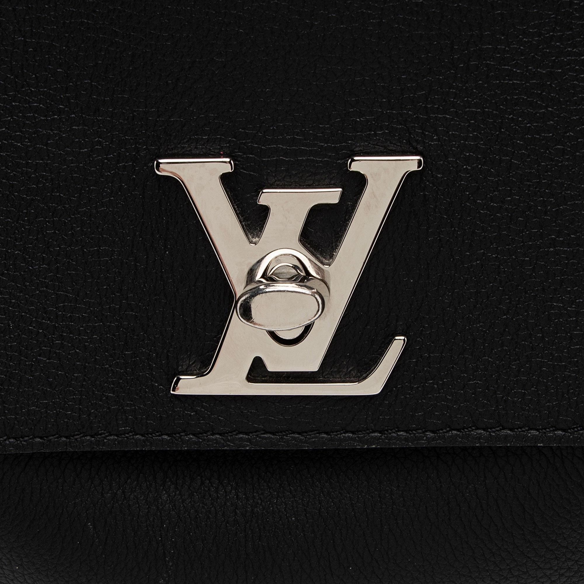 Louis Vuitton Calfskin Lockme Backpack (SHF-zVEB4r)