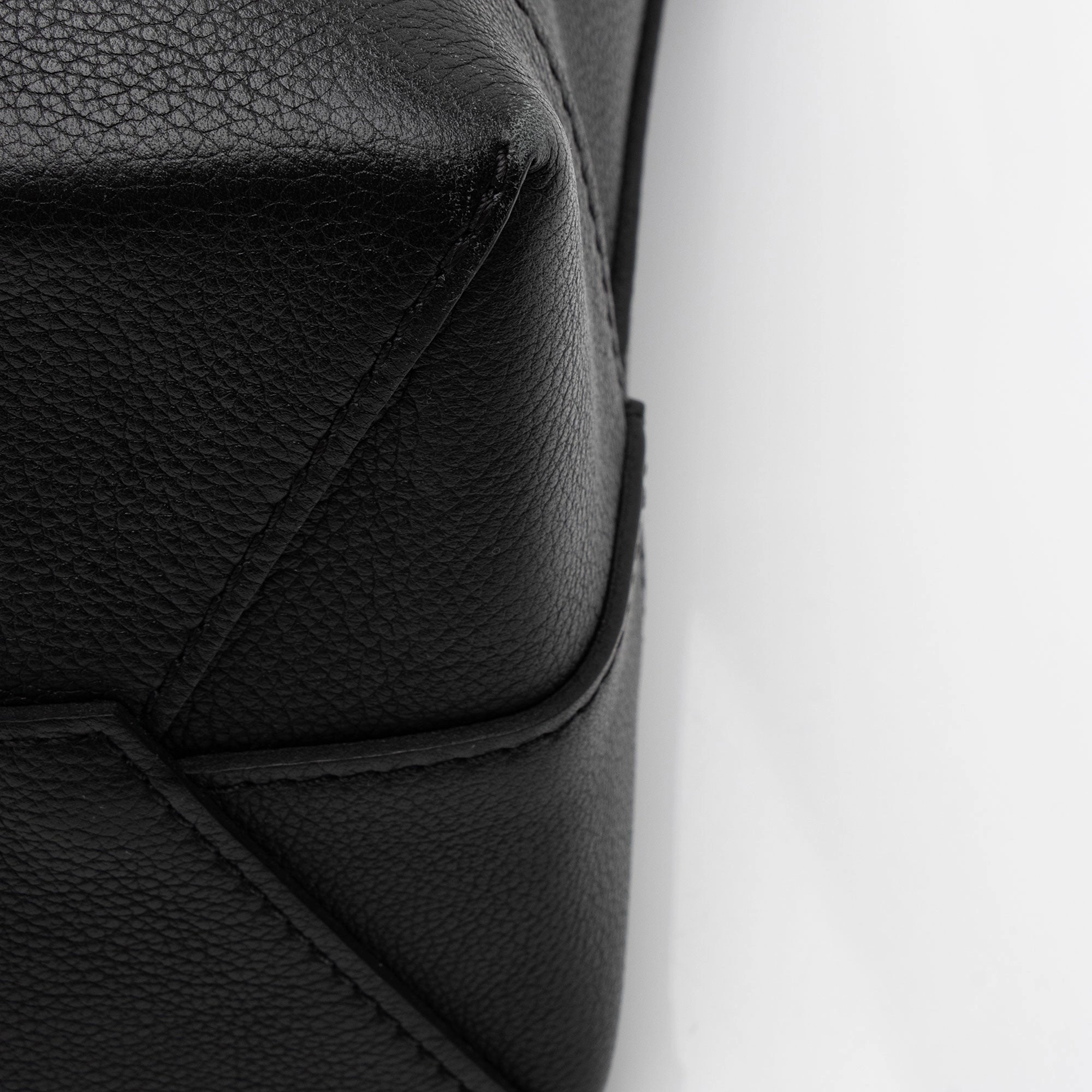 Louis Vuitton Calfskin Lockme Backpack (SHF-zVEB4r)