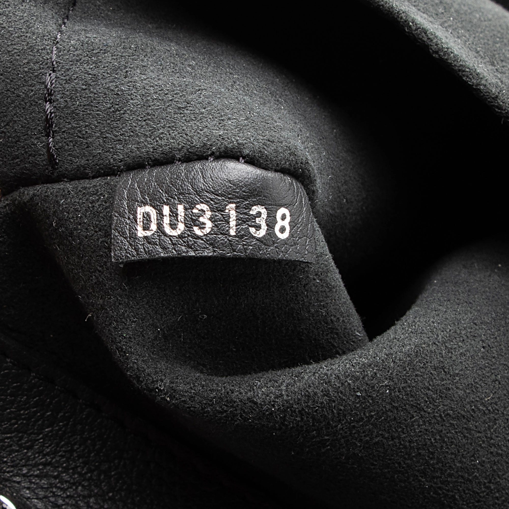 Louis Vuitton Calfskin Lockme Backpack (SHF-zVEB4r)
