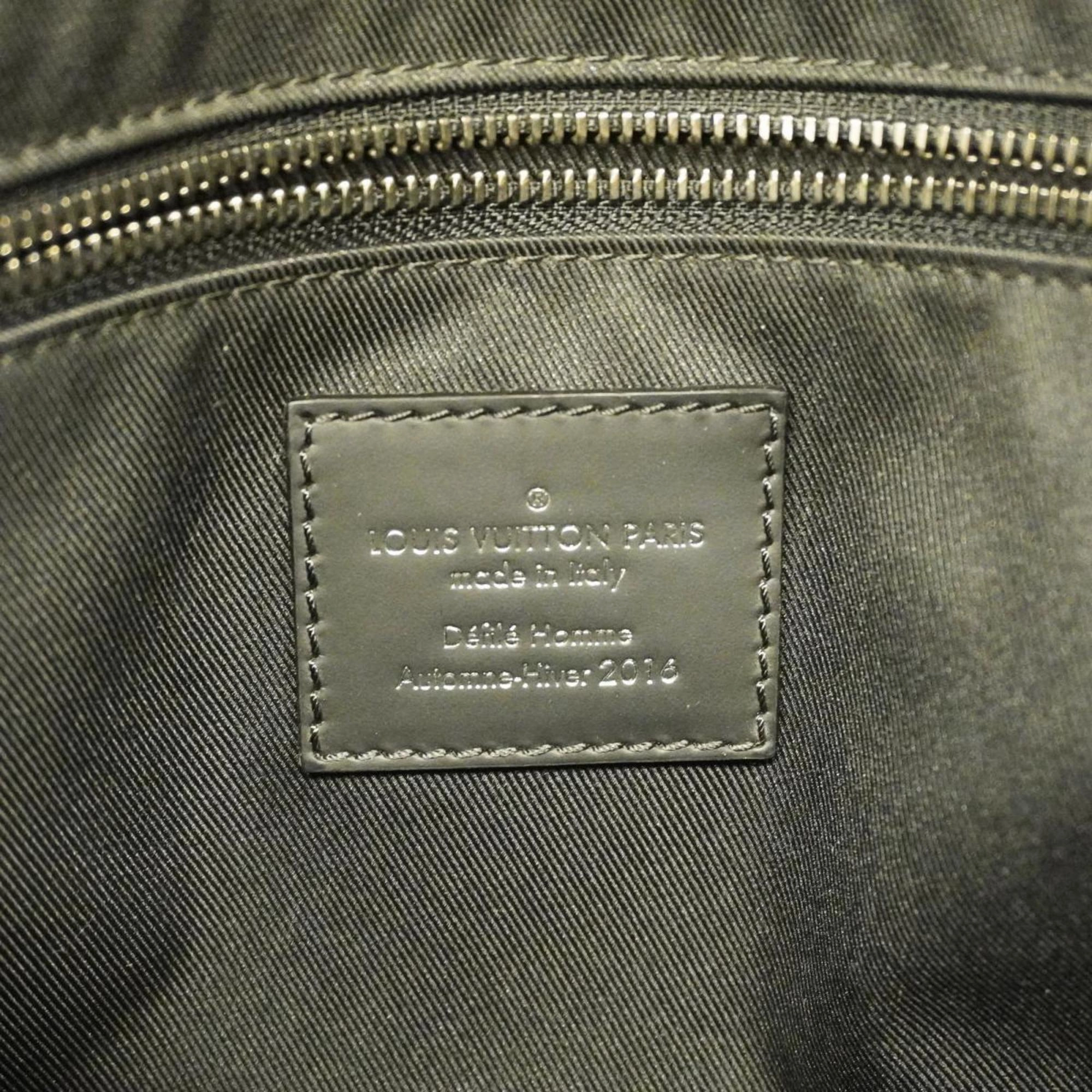 Louis Vuitton Eclipse  Canvas Shoulder Bag ()