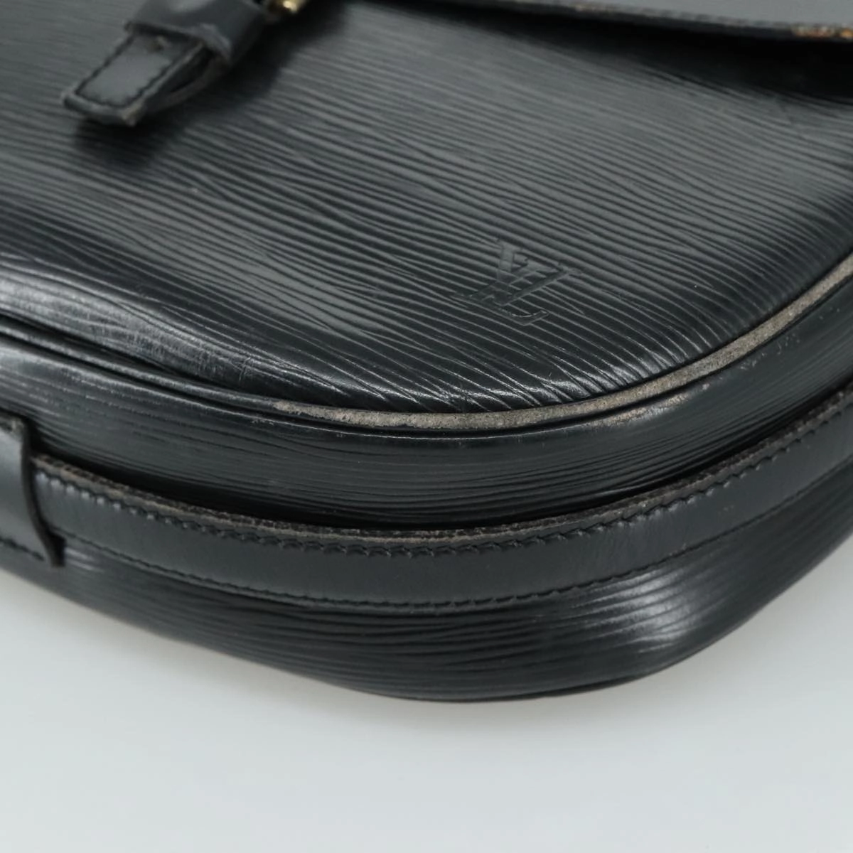 LOUIS VUITTON Epi Jeune Fille MM Shoulder Bag Black M52152 LV 107155