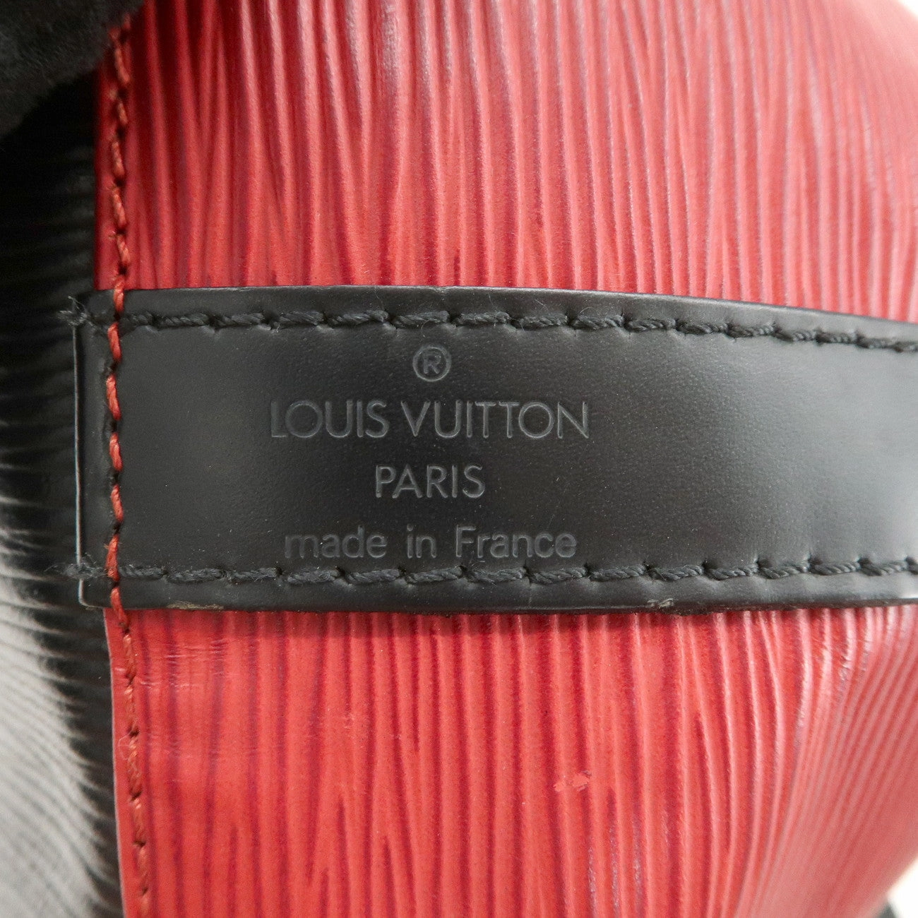 Louis Vuitton Epi Petit Noe Shoulder Bag Noir Castilian Red M44172