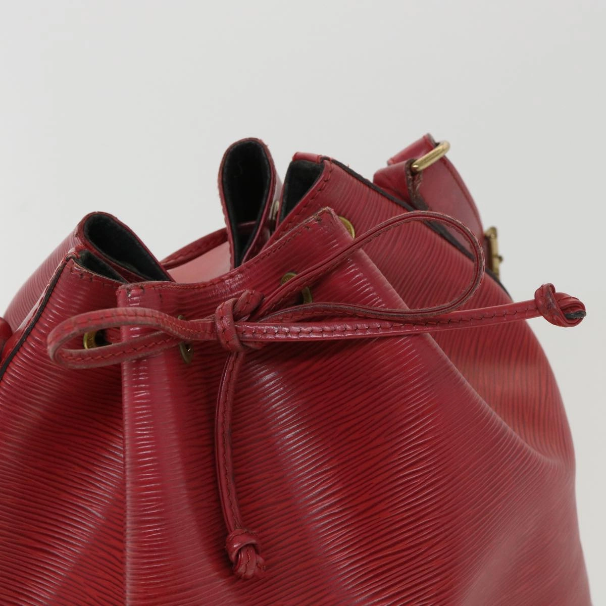 LOUIS VUITTON Epi Petit Noe Shoulder Bag Red M44107 LV bs4678