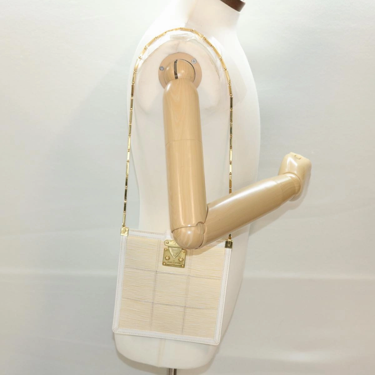 LOUIS VUITTON Epi Stretch Mojito Shoulder Bag Cream M54613 LV 39898