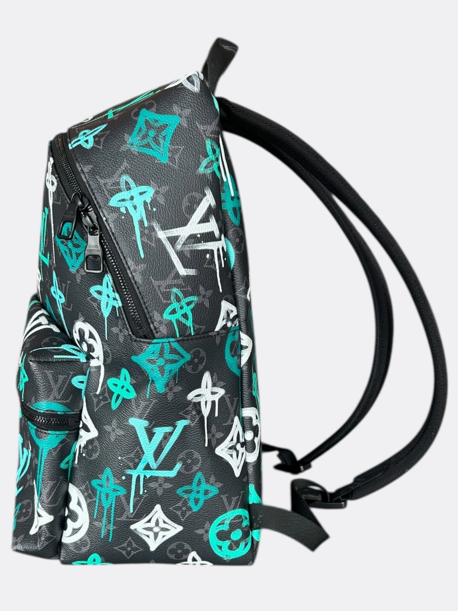 Louis Vuitton Graffiti Monogram Eclipse Discovery Backpack