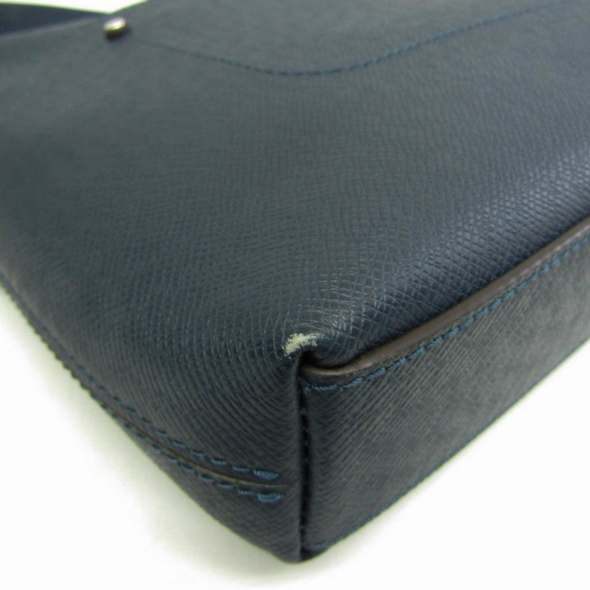Louis Vuitton Grigori Black Leather Shoulder Bag