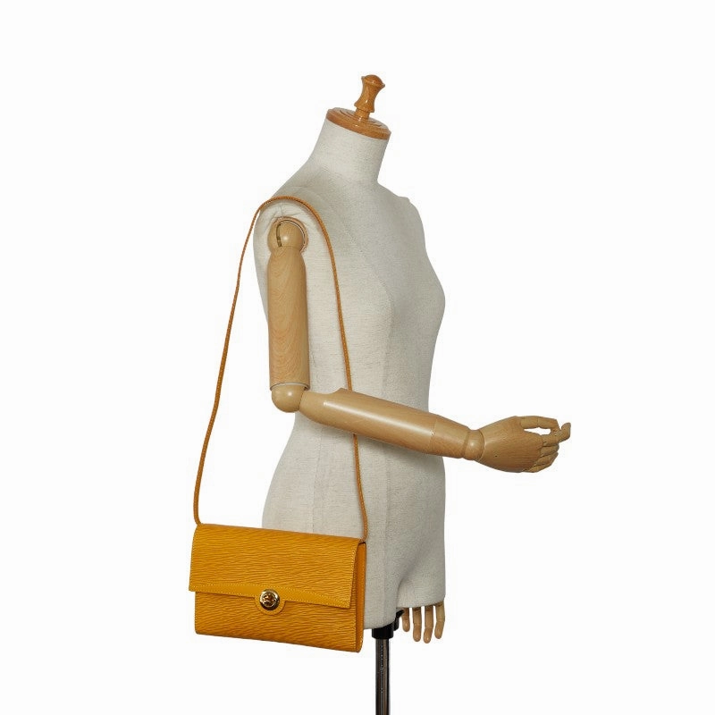 Louis Vuitton Louis Vuitton Epic M52579 Shoulder Bag Leather Taxi Yellow
