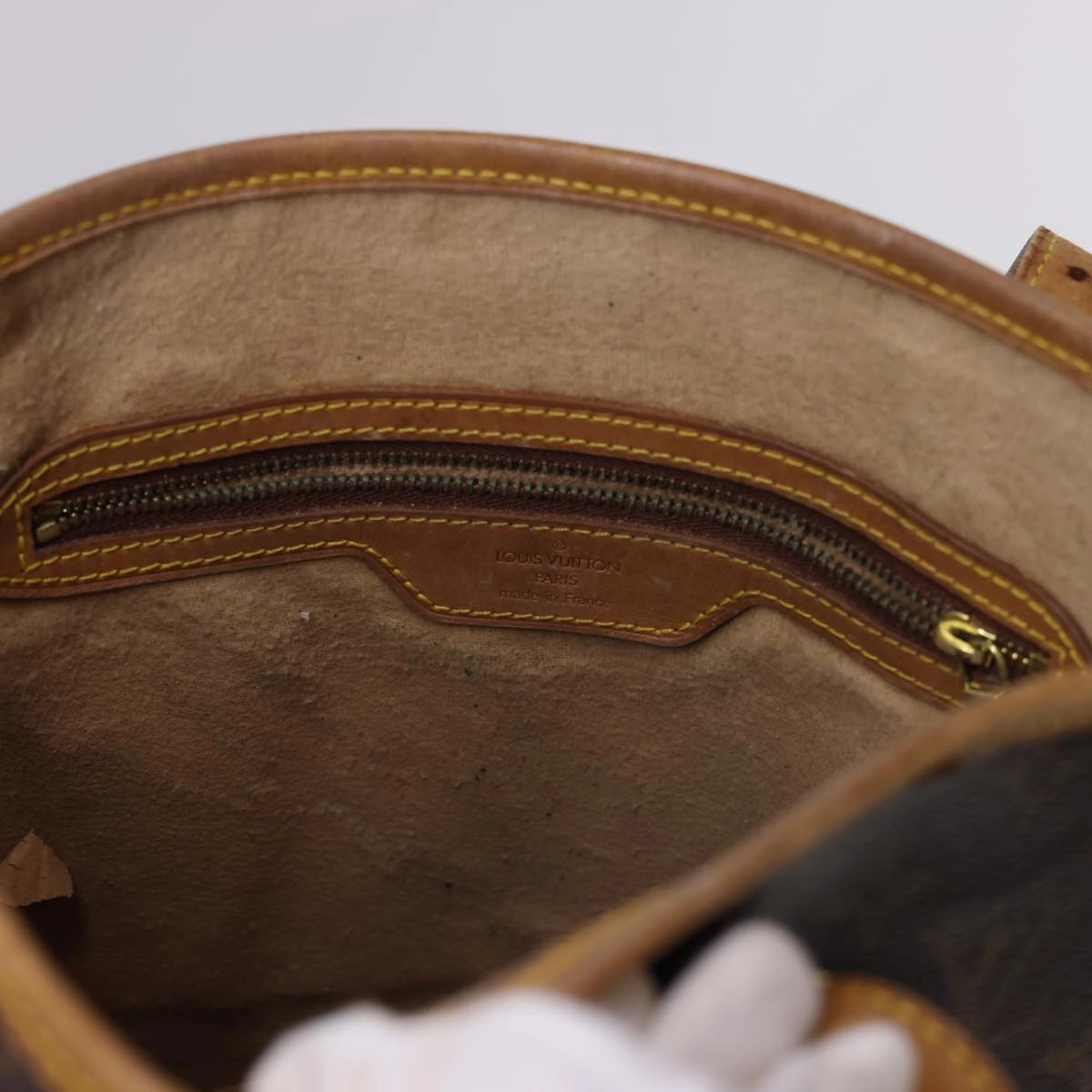 LOUIS VUITTON Monogram Bucket GM Shoulder Bag M42236 LV 40522