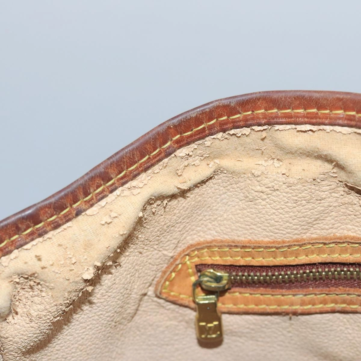 LOUIS VUITTON Monogram Bucket GM Shoulder Bag M42236 LV th5501