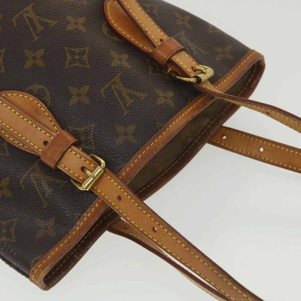 LOUIS VUITTON Monogram Bucket PM Shoulder Bag M42238 LV hk646
