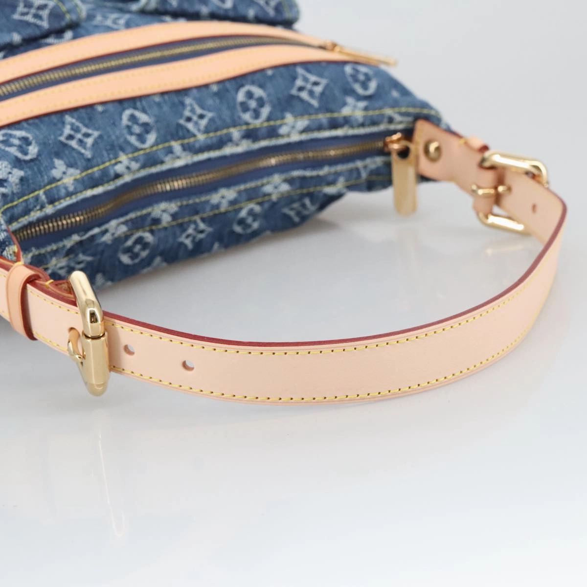 LOUIS VUITTON Monogram denim Buggy PM Shoulder Bag Blue M95049 LV yk16138S