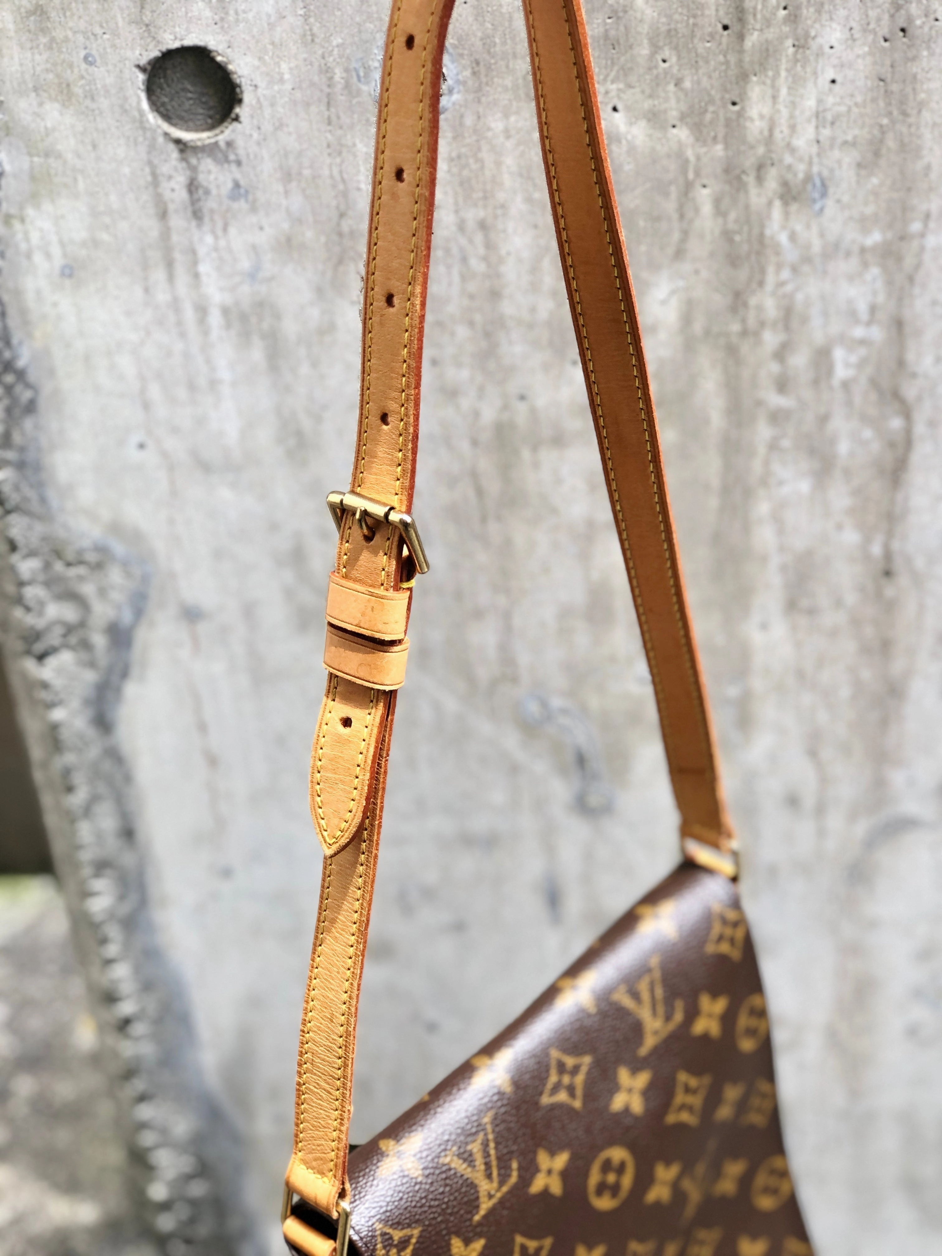 LOUIS VUITTON Monogram Flap M51258 Shoulder Bag Brown Vintage Old aupwug