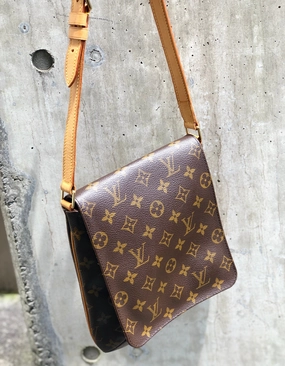 LOUIS VUITTON Monogram Flap M51258 Shoulder Bag Brown Vintage Old aupwug