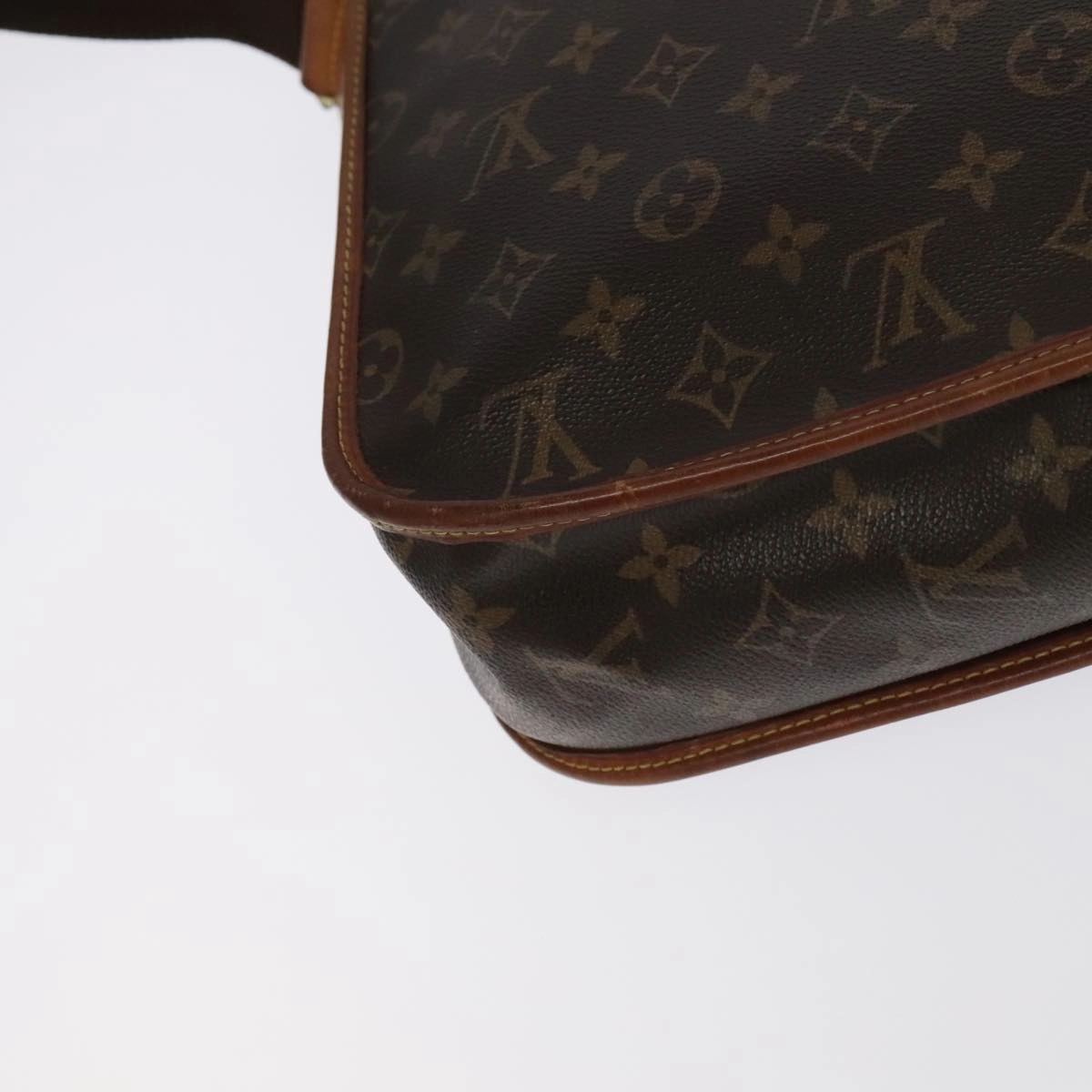 LOUIS VUITTON Monogram Messenger BosphoreGM Shoulder Bag M40105 LV bs20929