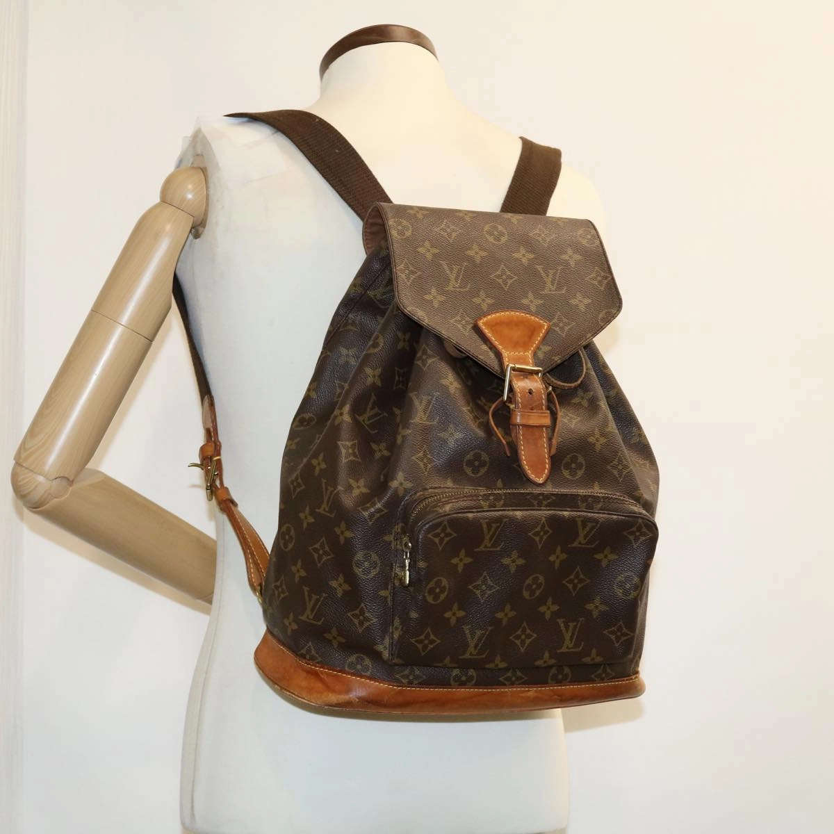 LOUIS VUITTON Monogram Montsouris GM Backpack M51135 LV rd4747