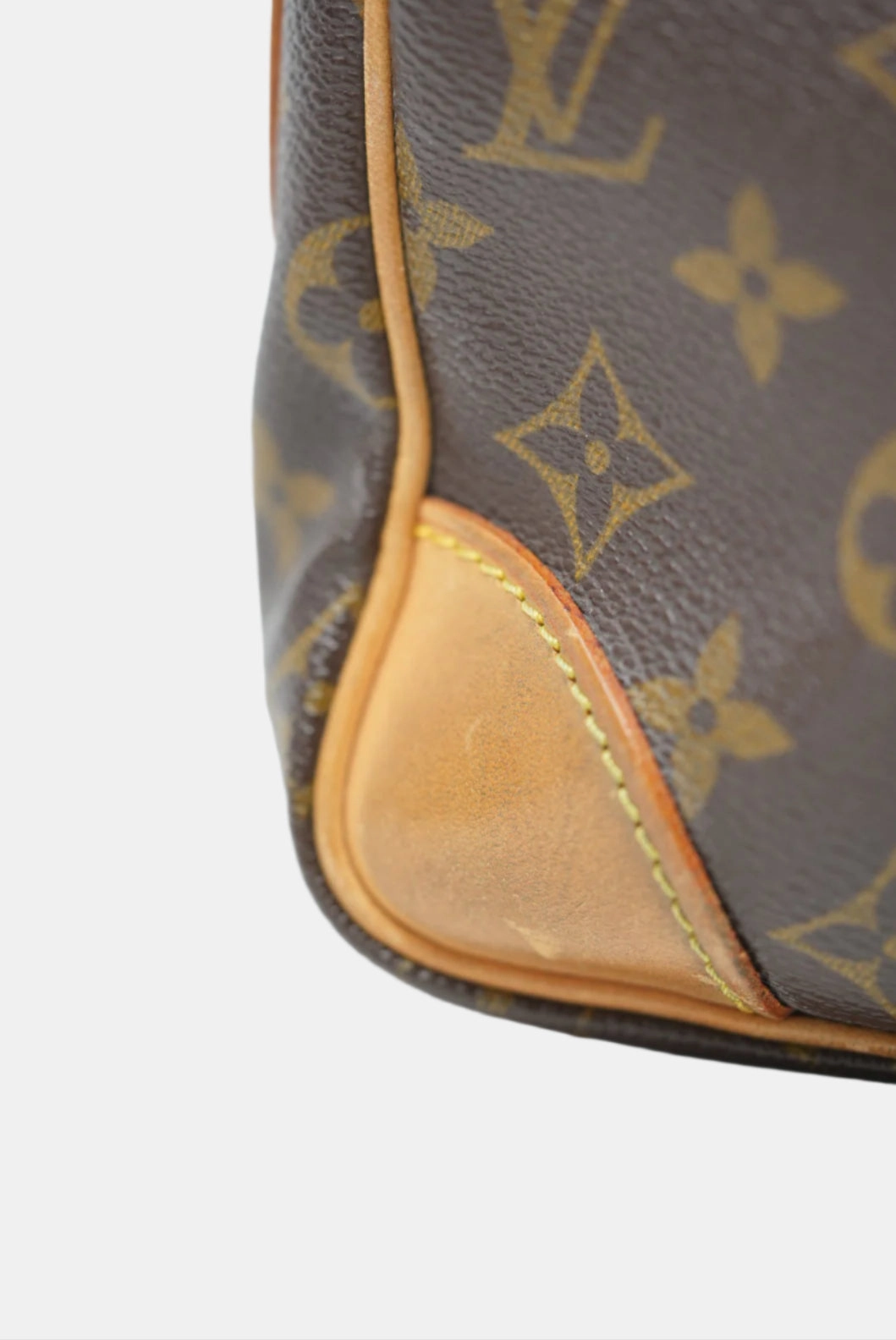 Louis Vuitton Monogram Nile Crossbody 1990