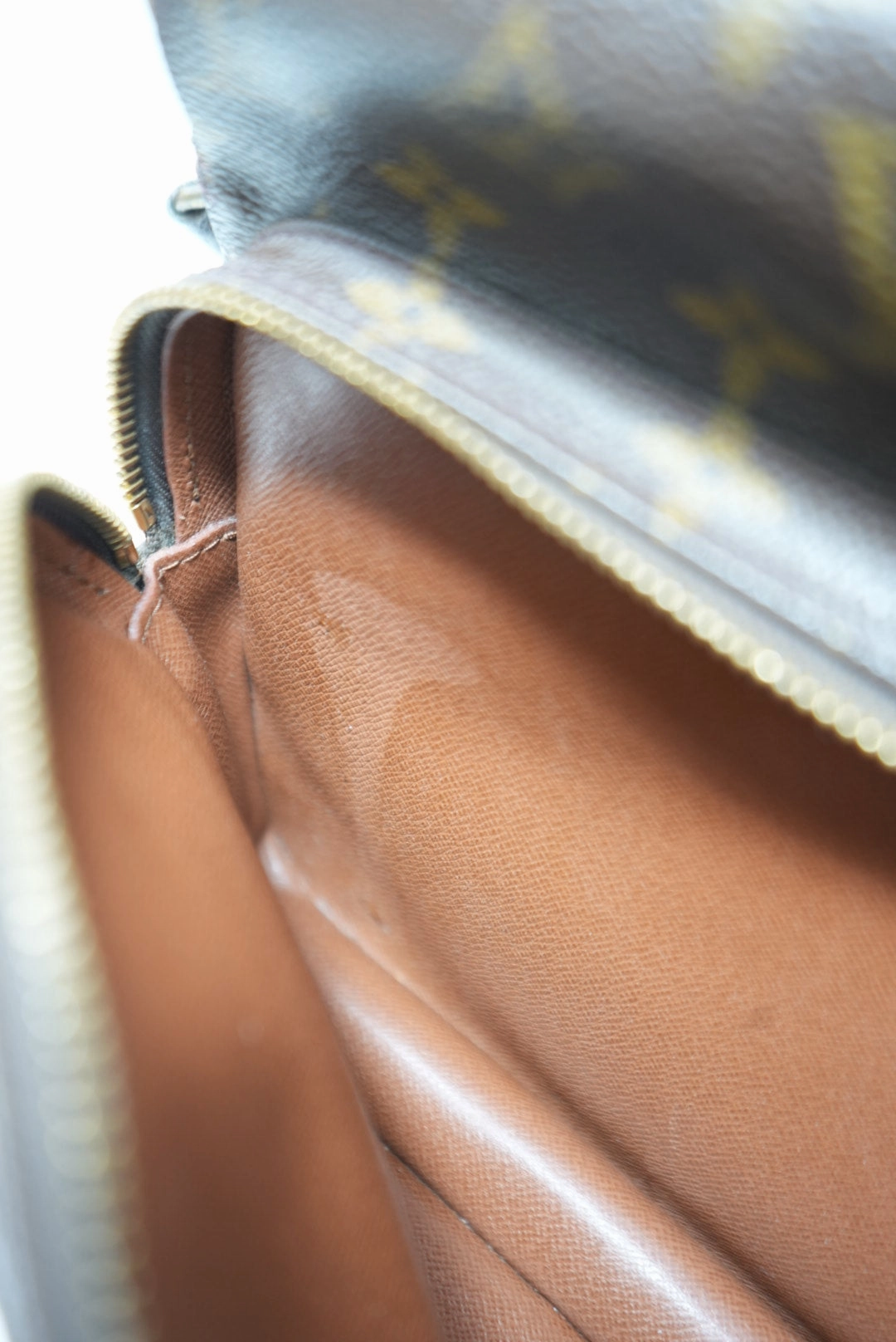 Louis Vuitton Monogram Nile Crossbody 1990