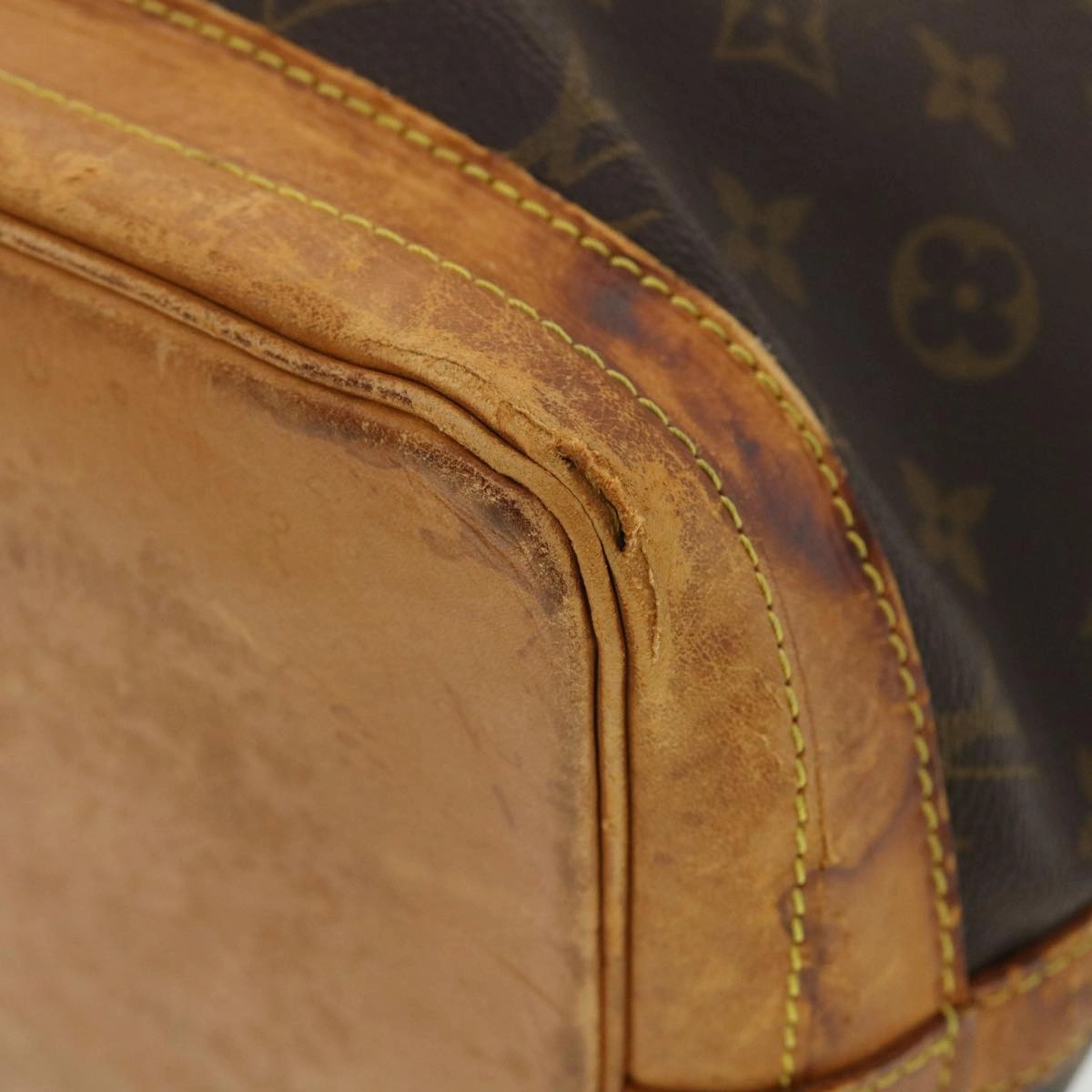 LOUIS VUITTON Monogram Noe Shoulder Bag M42224 LV 39809