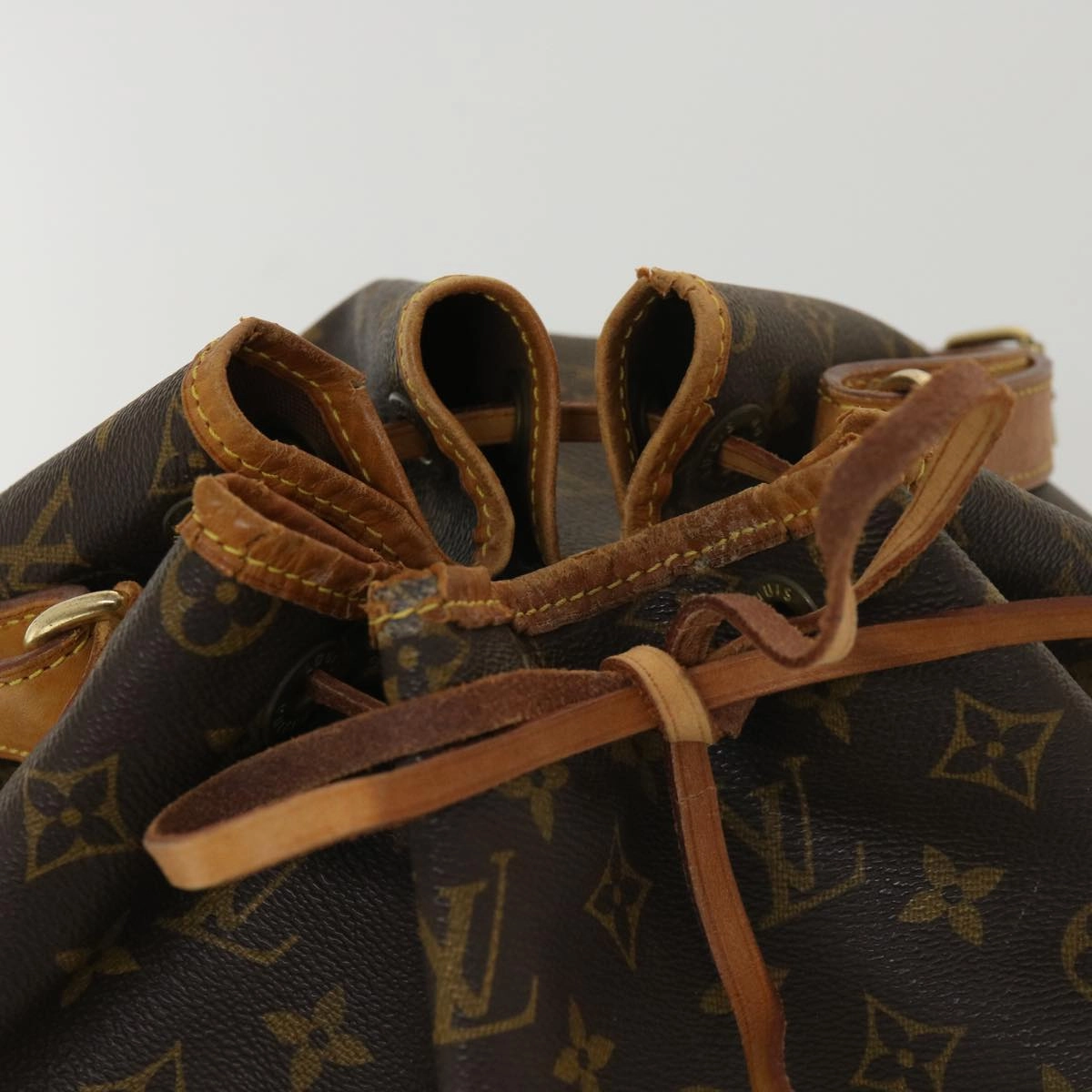 LOUIS VUITTON Monogram Noe Shoulder Bag M42224 LV rd4548