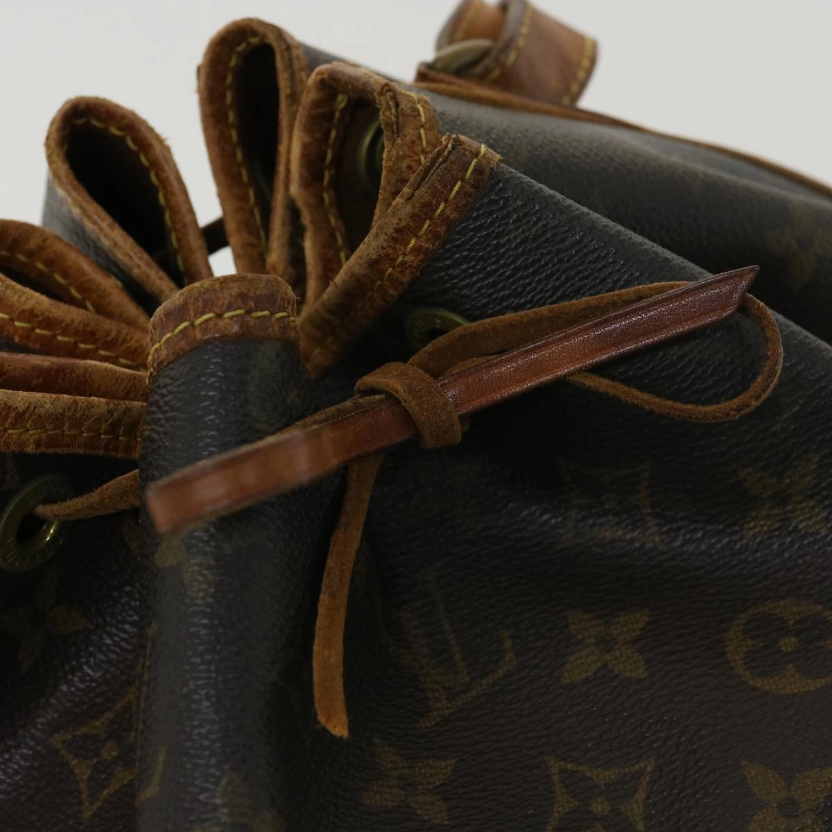 LOUIS VUITTON Monogram Noe Shoulder Bag M42224 LV rd4660