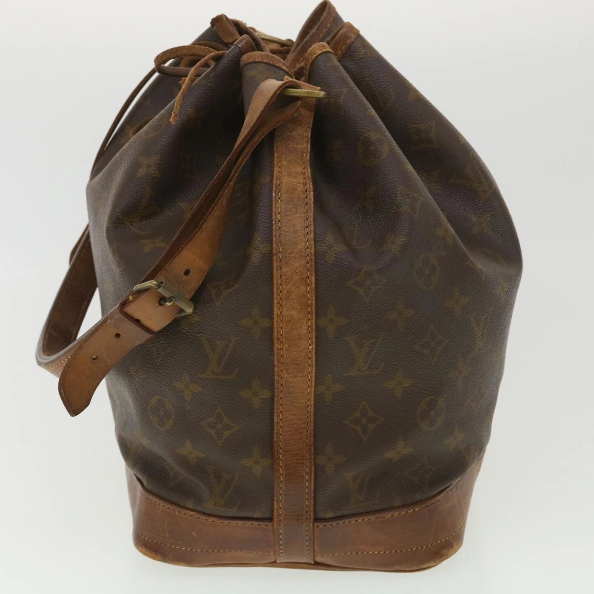 LOUIS VUITTON Monogram Noe Shoulder Bag Vintage M42224 LV rd4483
