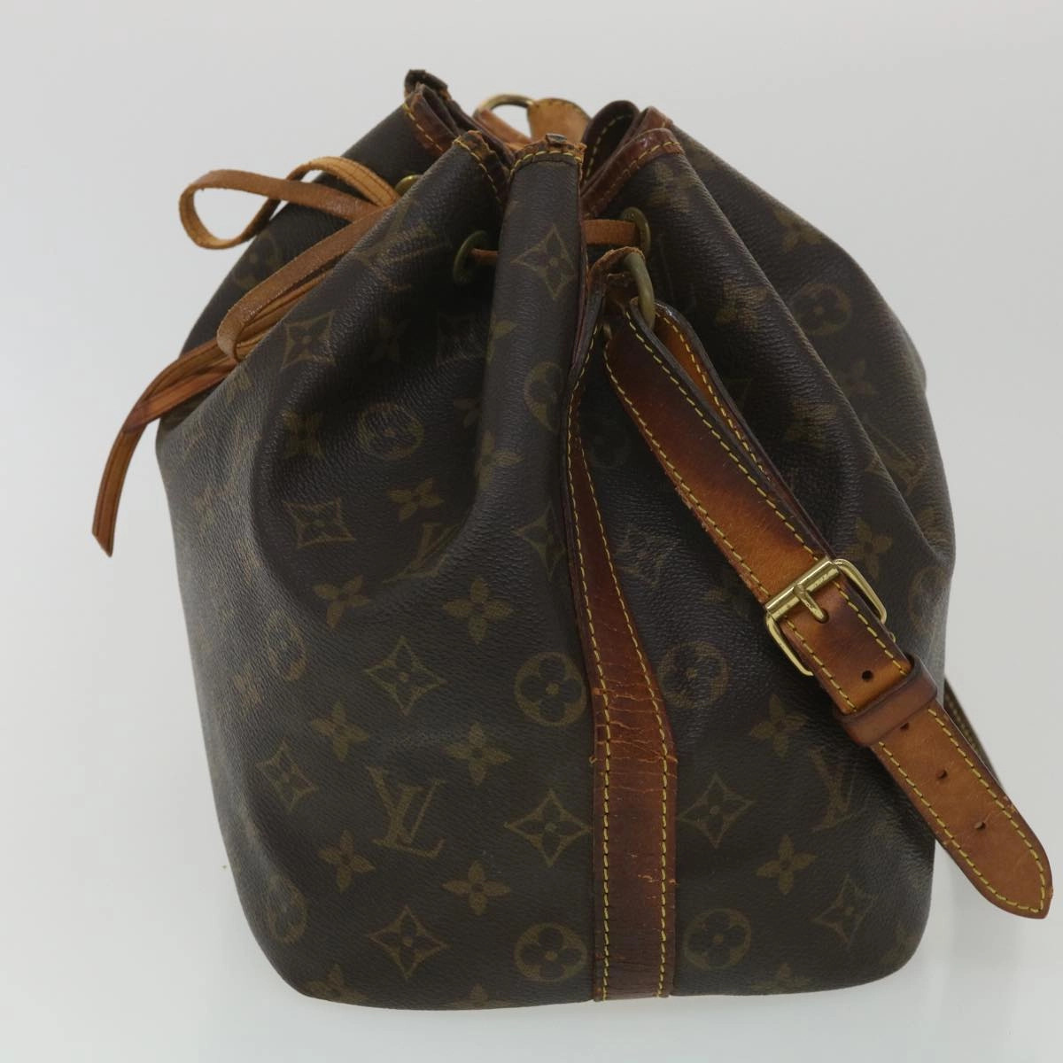 LOUIS VUITTON Monogram Petit Noe Shoulder Bag M42226 LV 38539