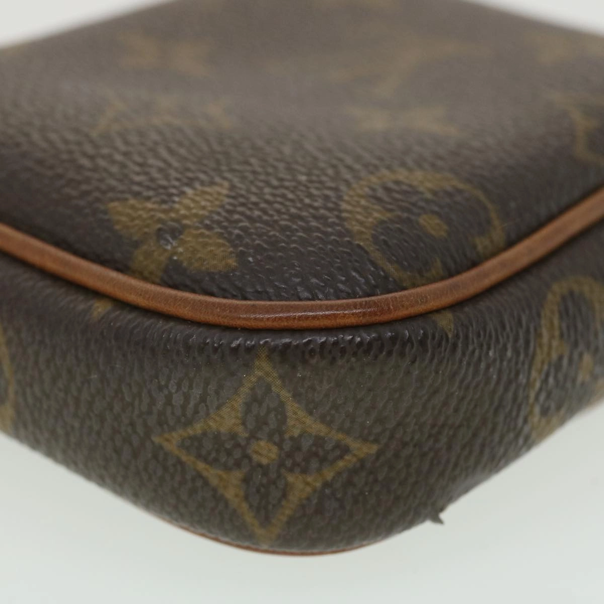 LOUIS VUITTON Monogram Pochette Cancun Shoulder Bag M60018 LV bs4438
