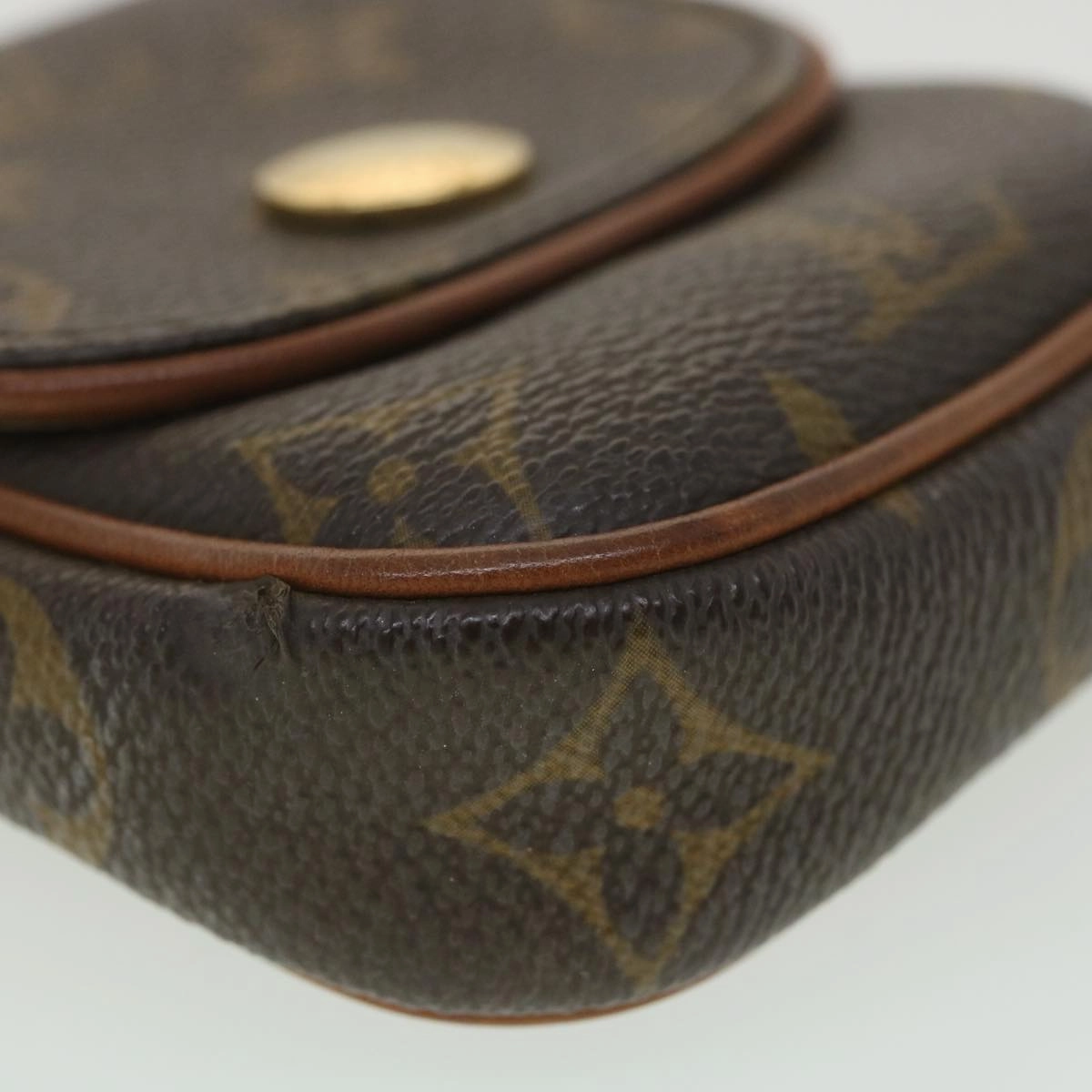 LOUIS VUITTON Monogram Pochette Cancun Shoulder Bag M60018 LV bs4438