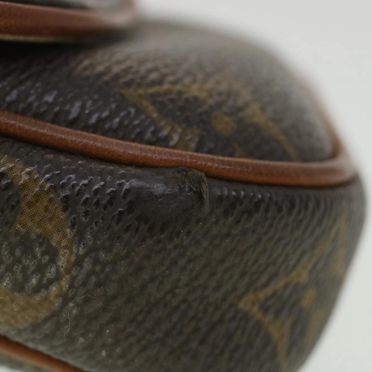 LOUIS VUITTON Monogram Pochette Cancun Shoulder Bag M60018 LV bs4438
