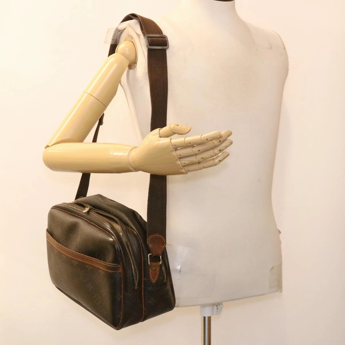 LOUIS VUITTON Monogram Reporter PM Shoulder Bag M45254 LV rd4610