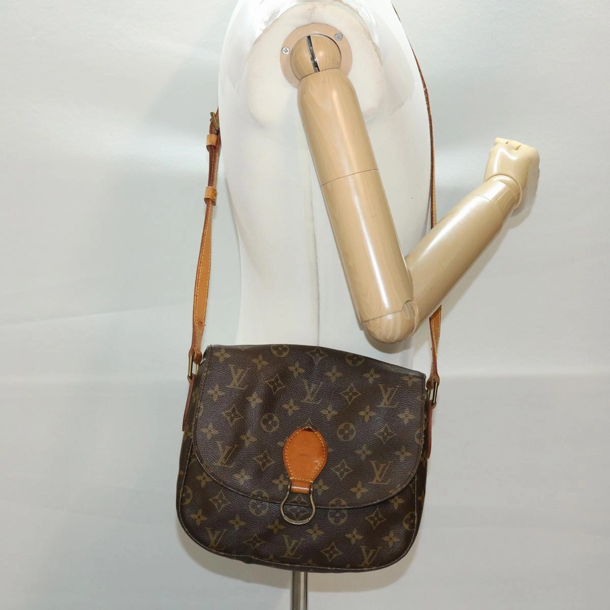 LOUIS VUITTON Monogram Saint Cloud GM Shoulder Bag M51242 LV 40444