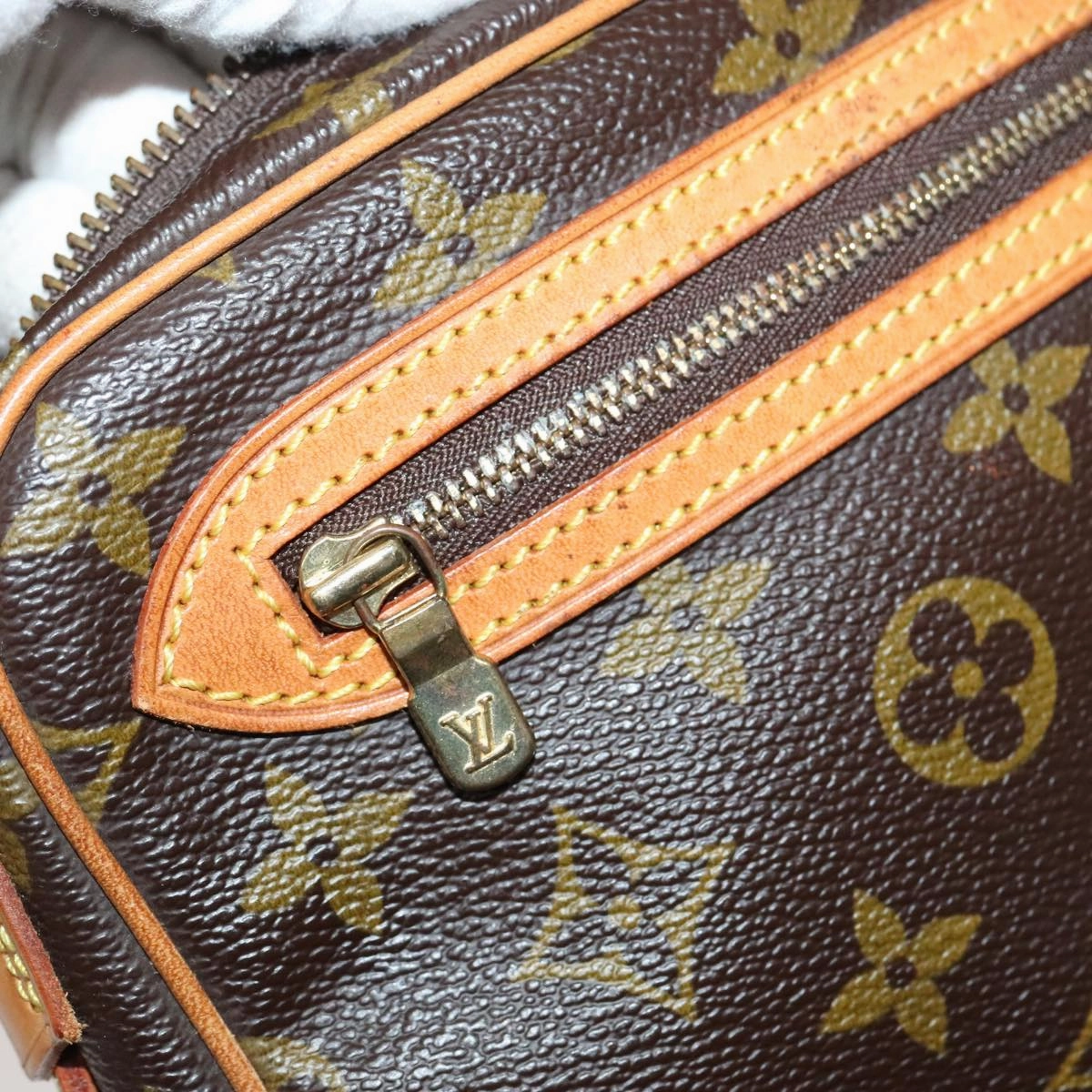 LOUIS VUITTON Monogram Saint Germain Shoulder Bag M51210 LV yk16573
